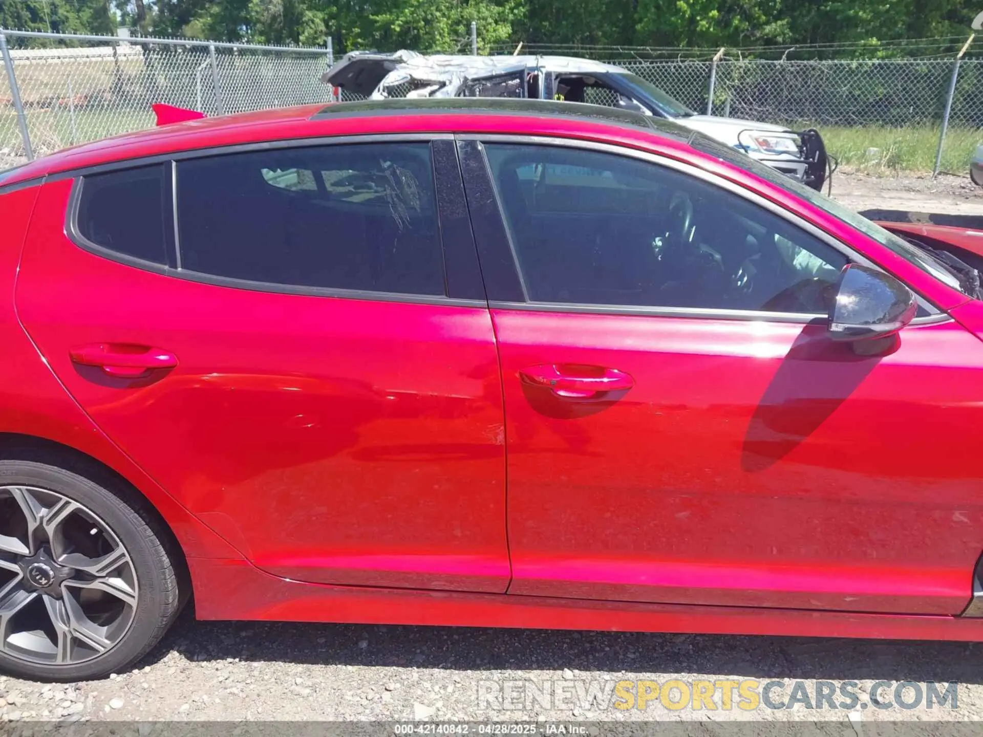 13 Photograph of a damaged car KNAE15LA4L6084309 KIA STINGER 2020