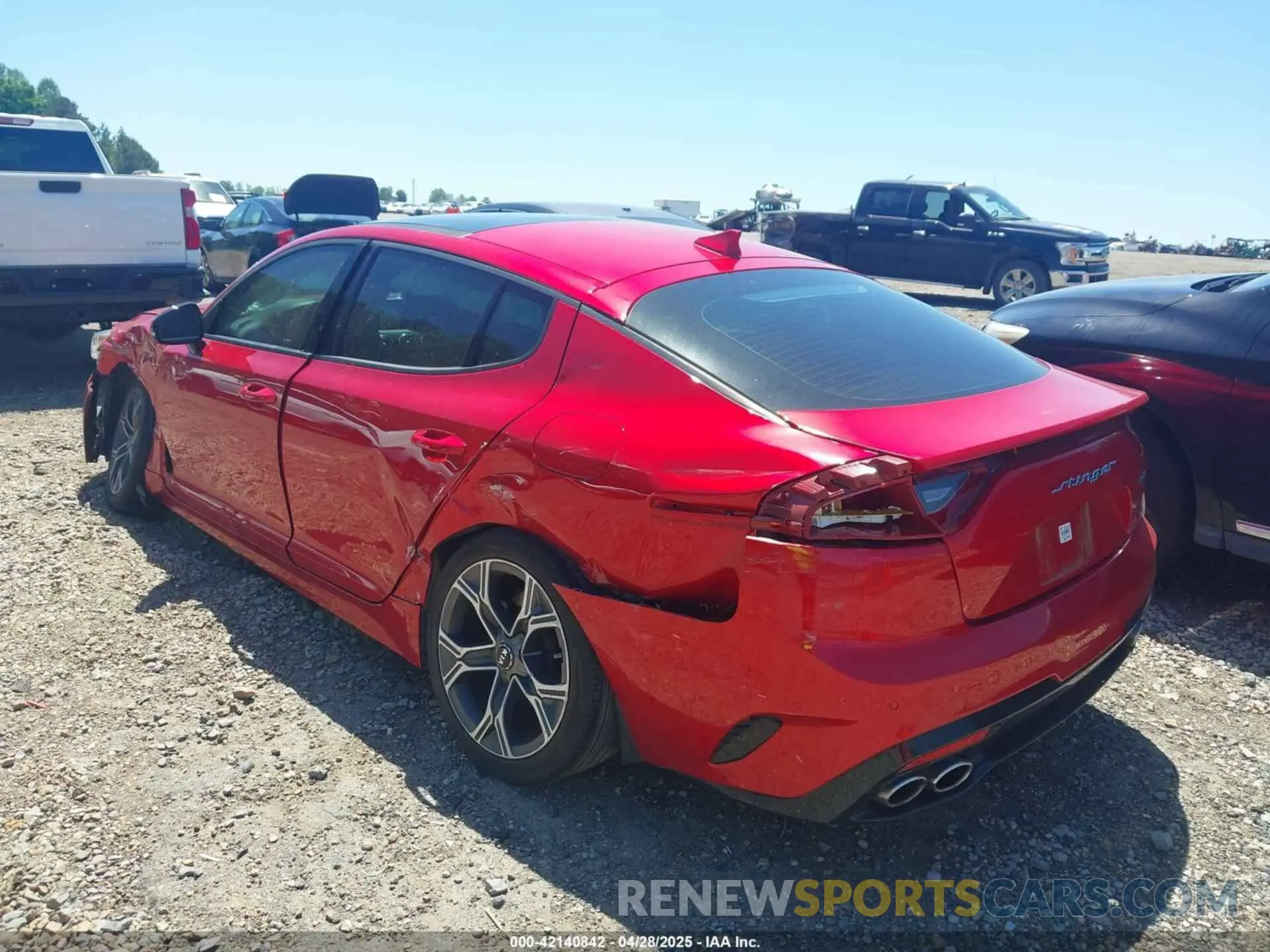 3 Photograph of a damaged car KNAE15LA4L6084309 KIA STINGER 2020