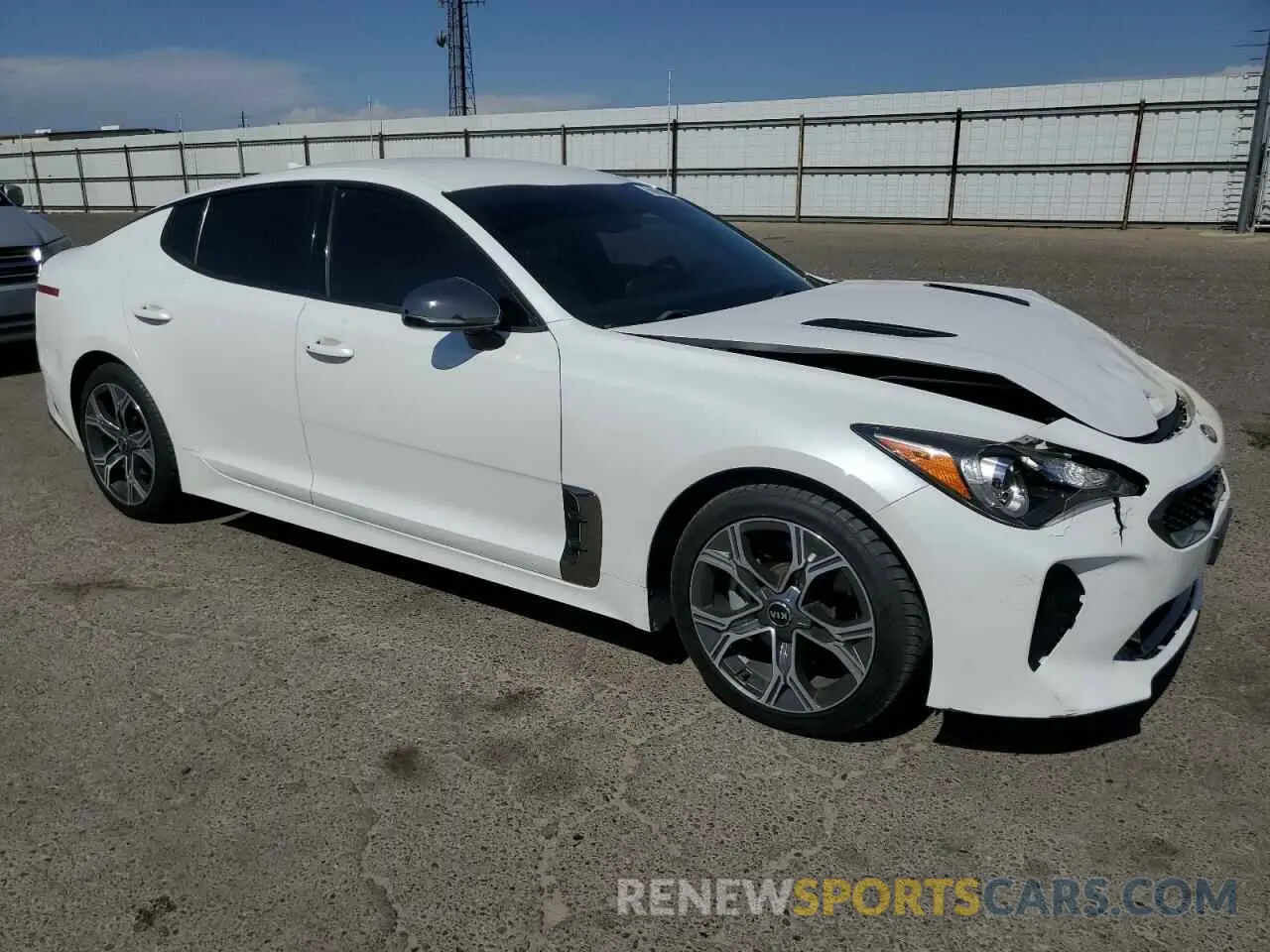 4 Photograph of a damaged car KNAE15LA7L6077242 KIA STINGER 2020