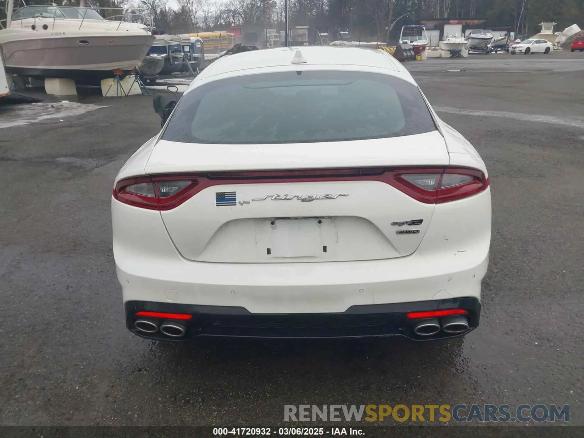 17 Photograph of a damaged car KNAE15LAXL6073797 KIA STINGER 2020