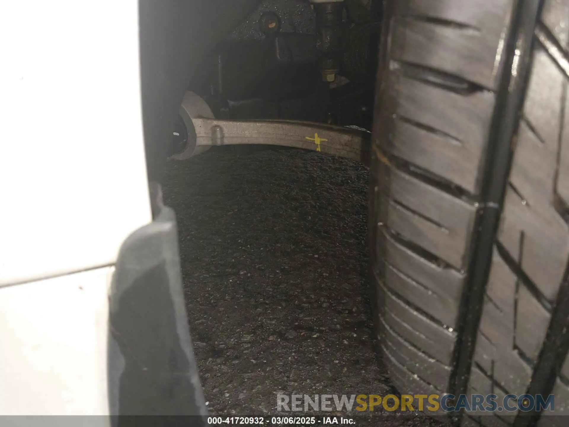 20 Photograph of a damaged car KNAE15LAXL6073797 KIA STINGER 2020