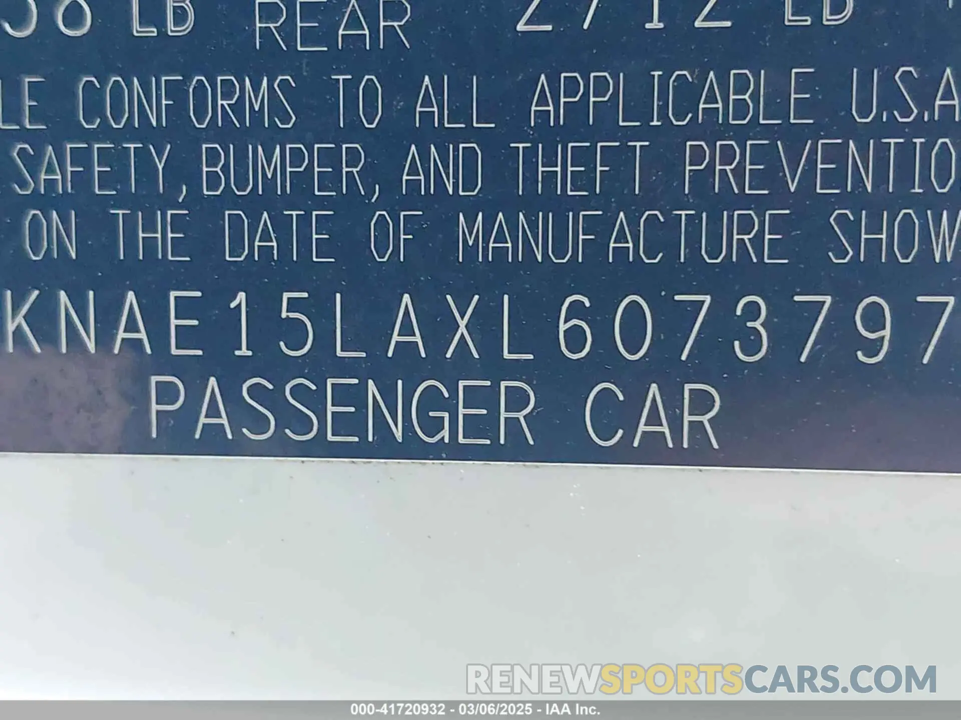 9 Photograph of a damaged car KNAE15LAXL6073797 KIA STINGER 2020