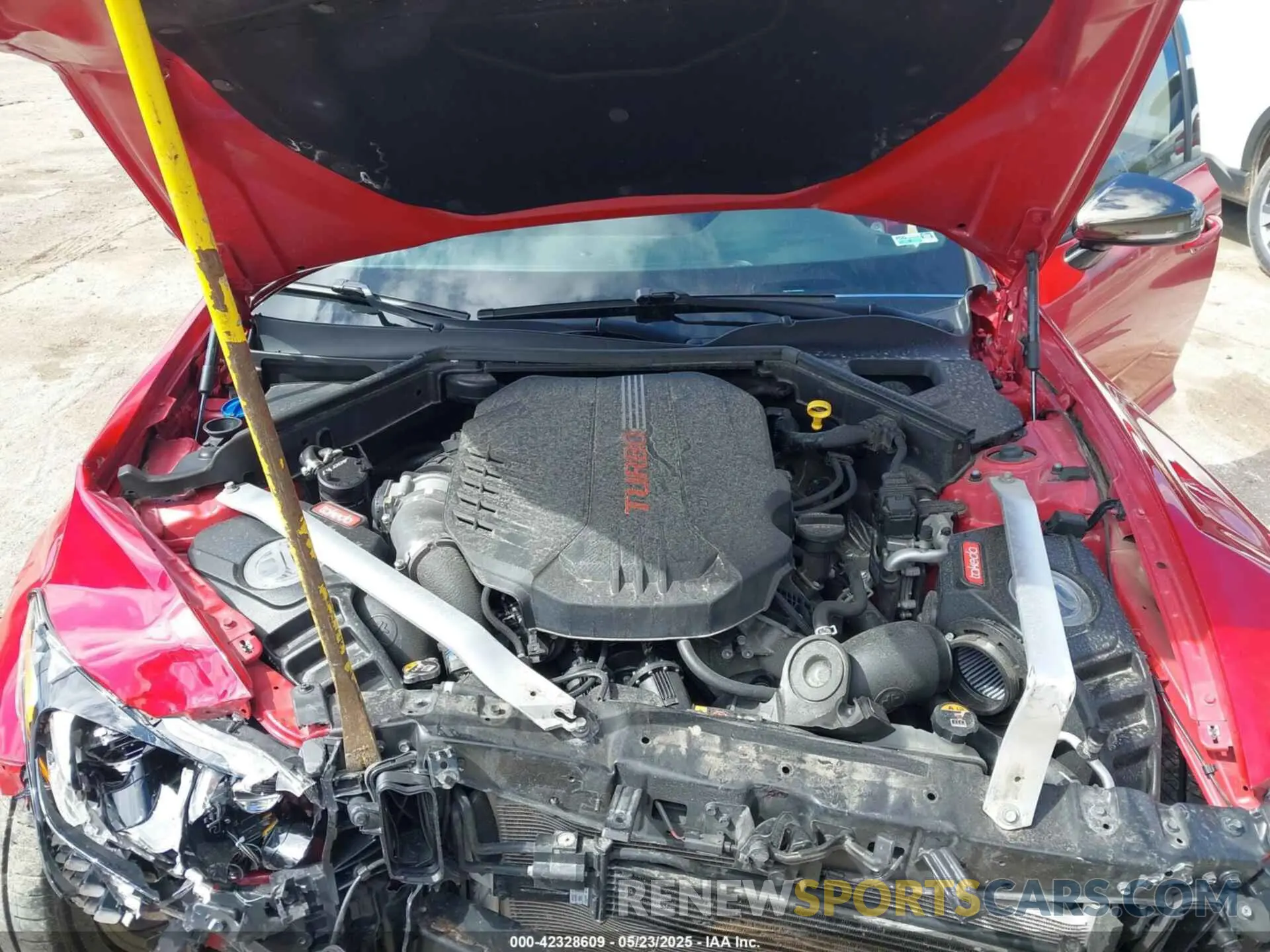 10 Photograph of a damaged car KNAE35LC0L6080320 KIA STINGER 2020