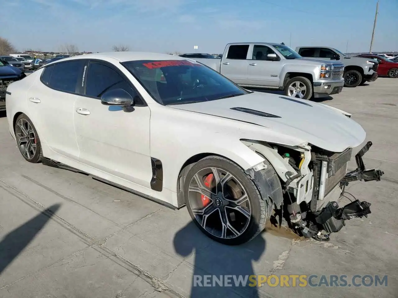 4 Photograph of a damaged car KNAE35LC4L6073404 KIA STINGER 2020