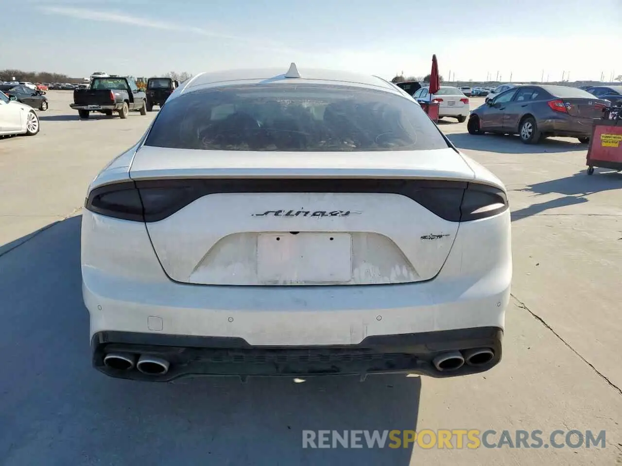 6 Photograph of a damaged car KNAE35LC4L6073404 KIA STINGER 2020