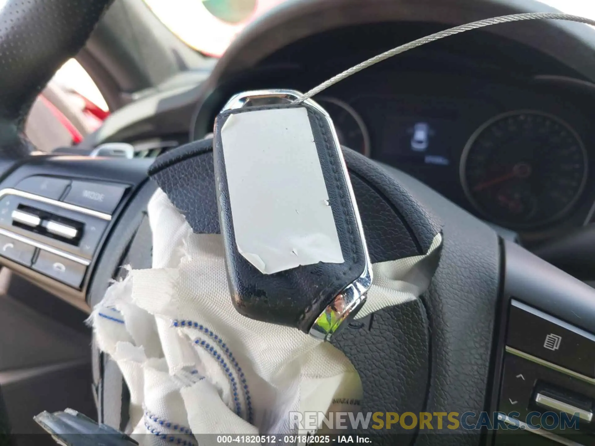11 Photograph of a damaged car KNAE35LC4L6085147 KIA STINGER 2020