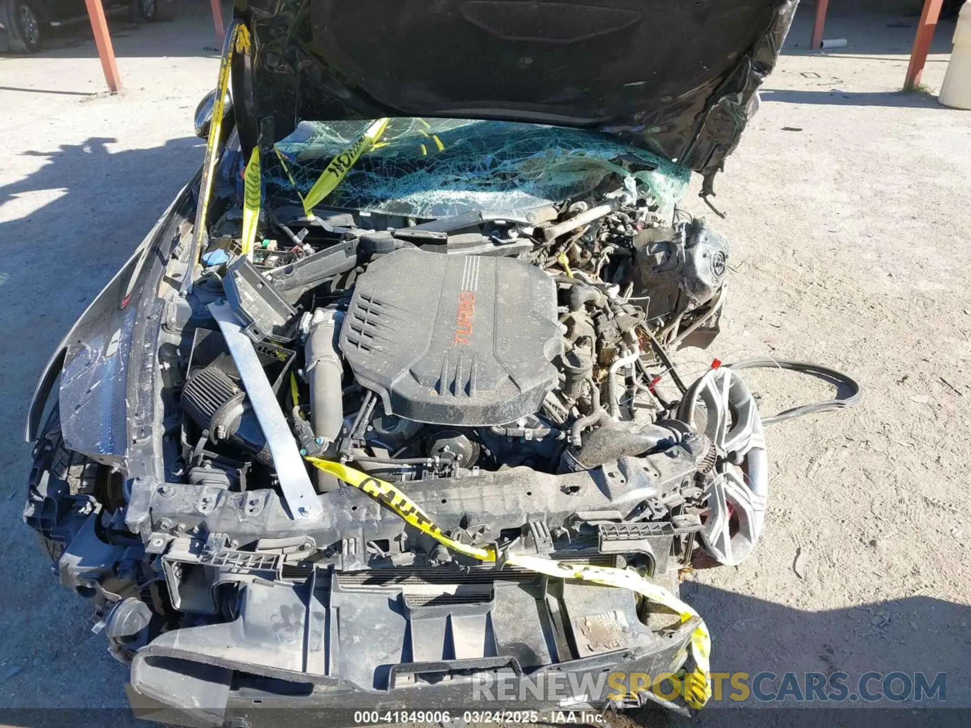 10 Photograph of a damaged car KNAE35LC5L6078451 KIA STINGER 2020