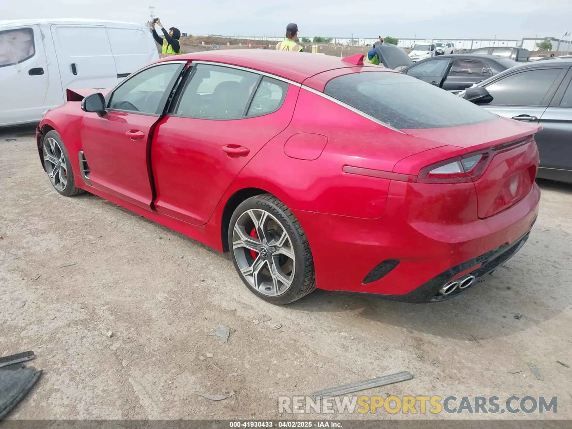3 Photograph of a damaged car KNAE35LC8L6075740 KIA STINGER 2020