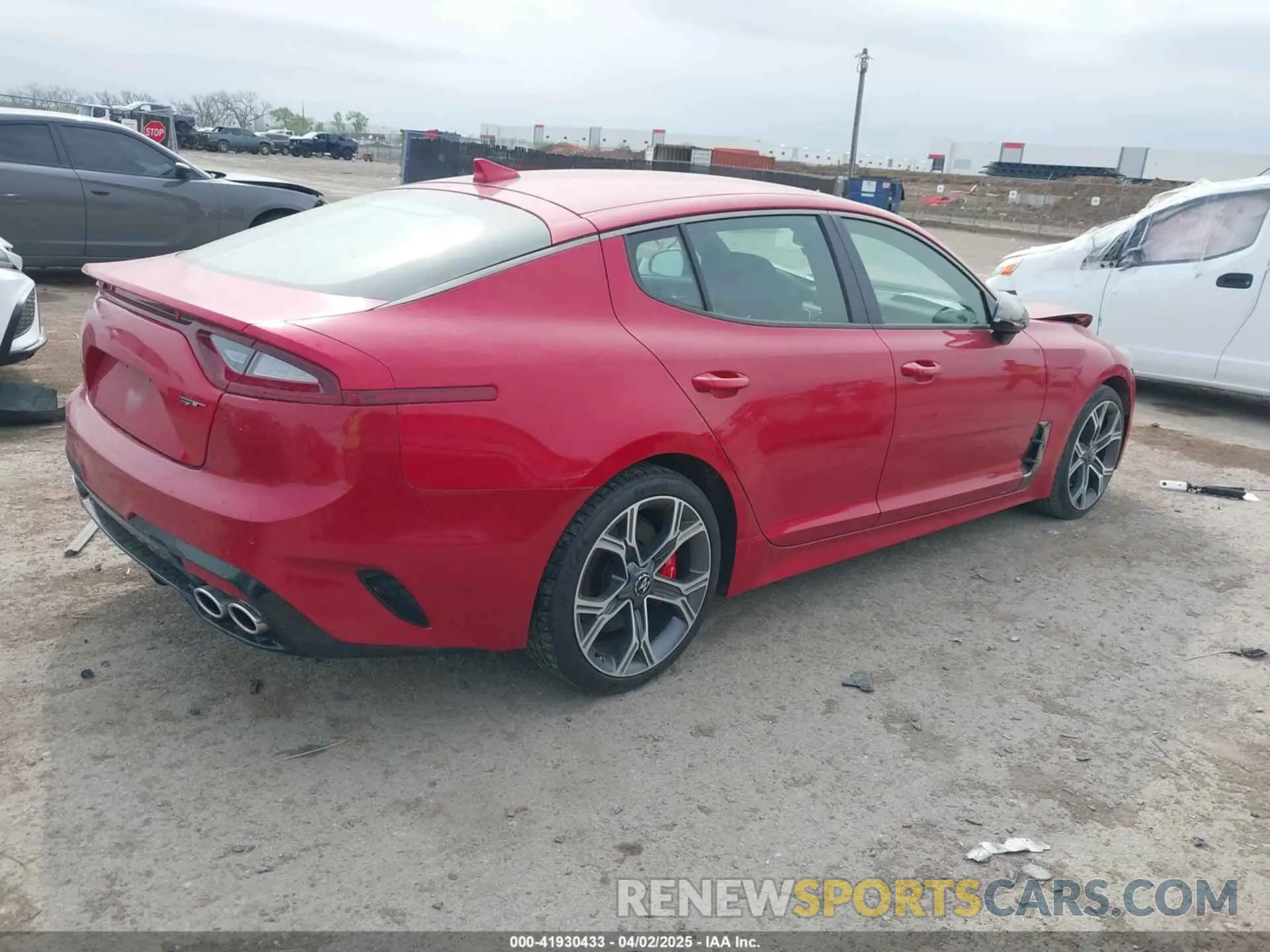 4 Photograph of a damaged car KNAE35LC8L6075740 KIA STINGER 2020