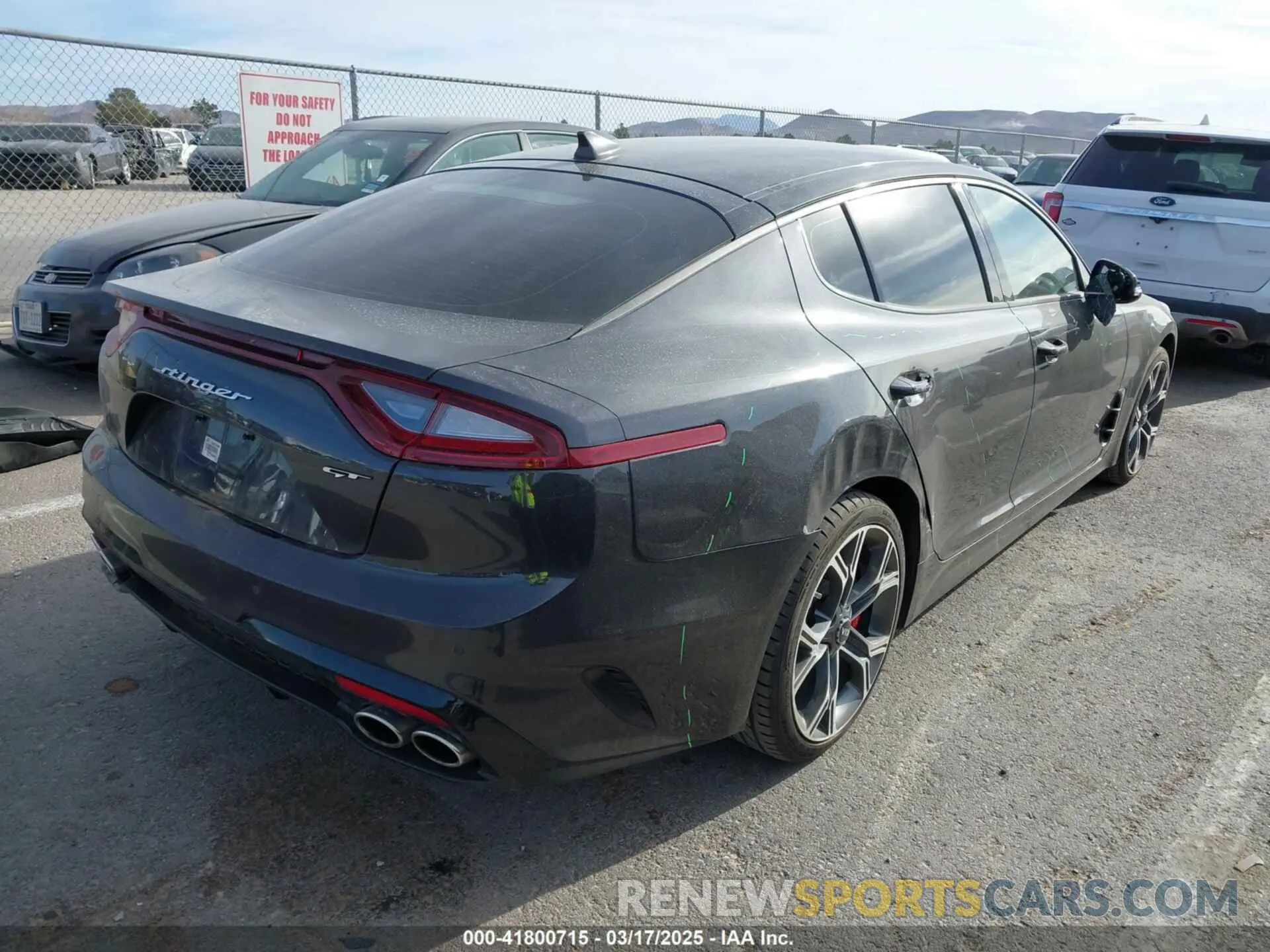 4 Photograph of a damaged car KNAE35LCXL6082785 KIA STINGER 2020