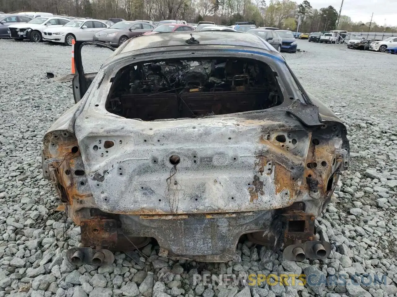 6 Photograph of a damaged car KNAE45LC3L6072175 KIA STINGER 2020