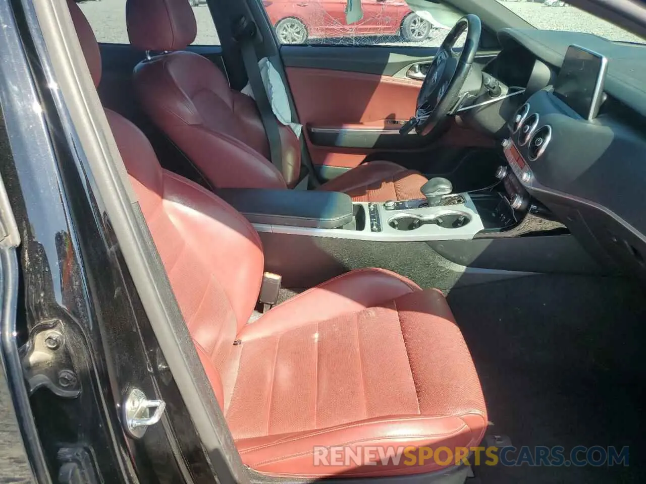 7 Photograph of a damaged car KNAE55LC5L6081490 KIA STINGER 2020