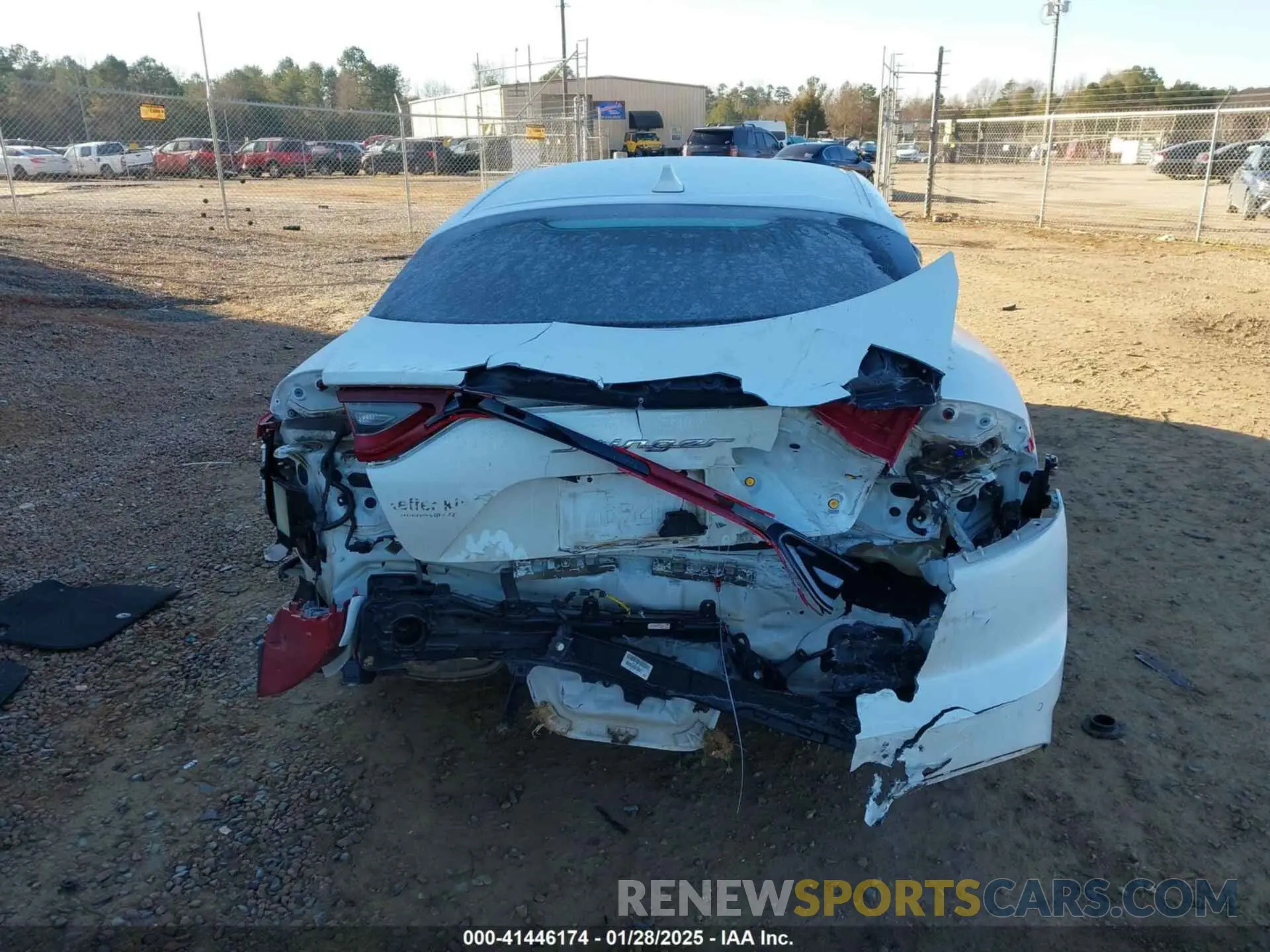 17 Photograph of a damaged car KNAE15LA4M6089981 KIA STINGER 2021