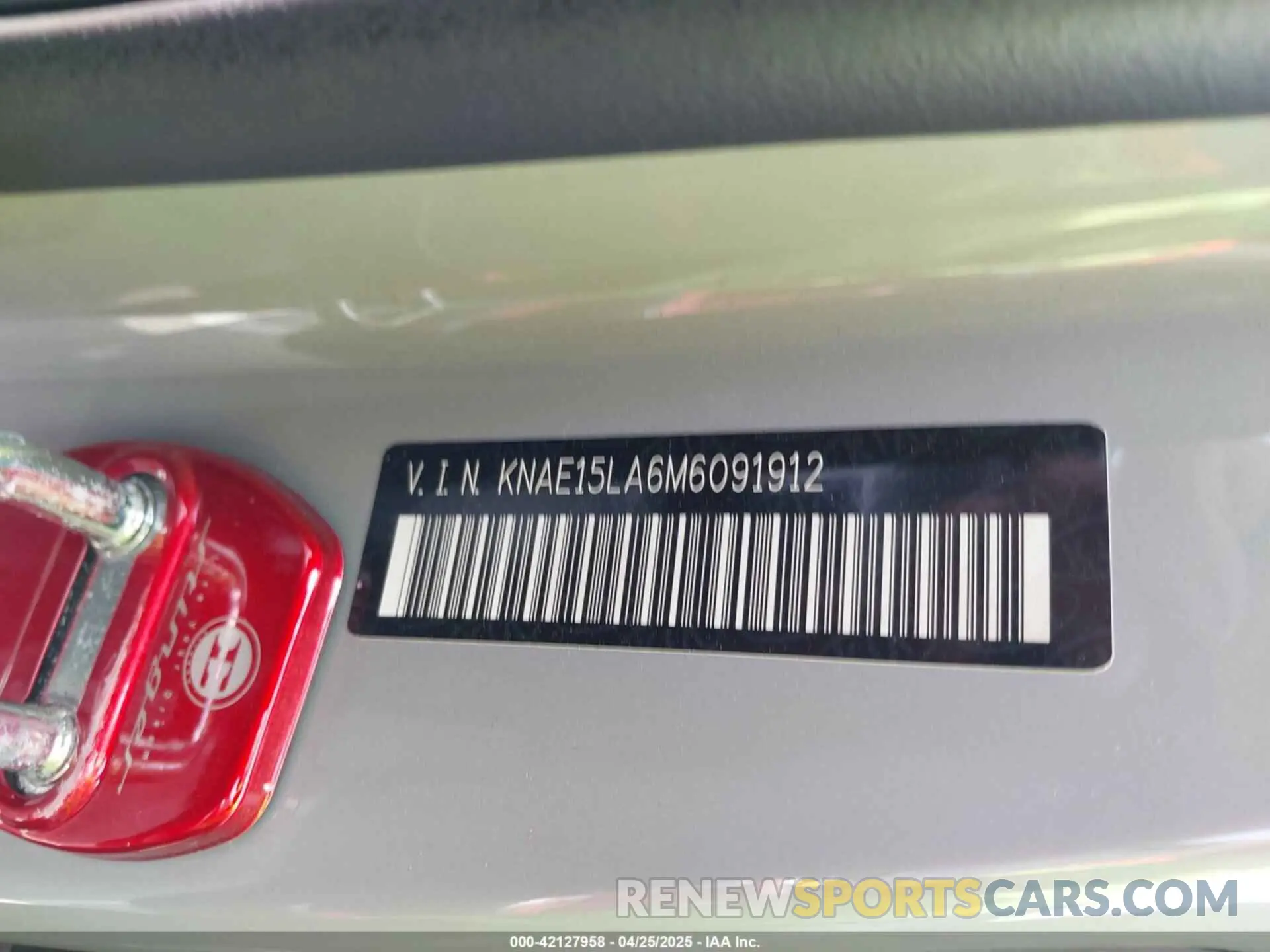 9 Photograph of a damaged car KNAE15LA6M6091912 KIA STINGER 2021