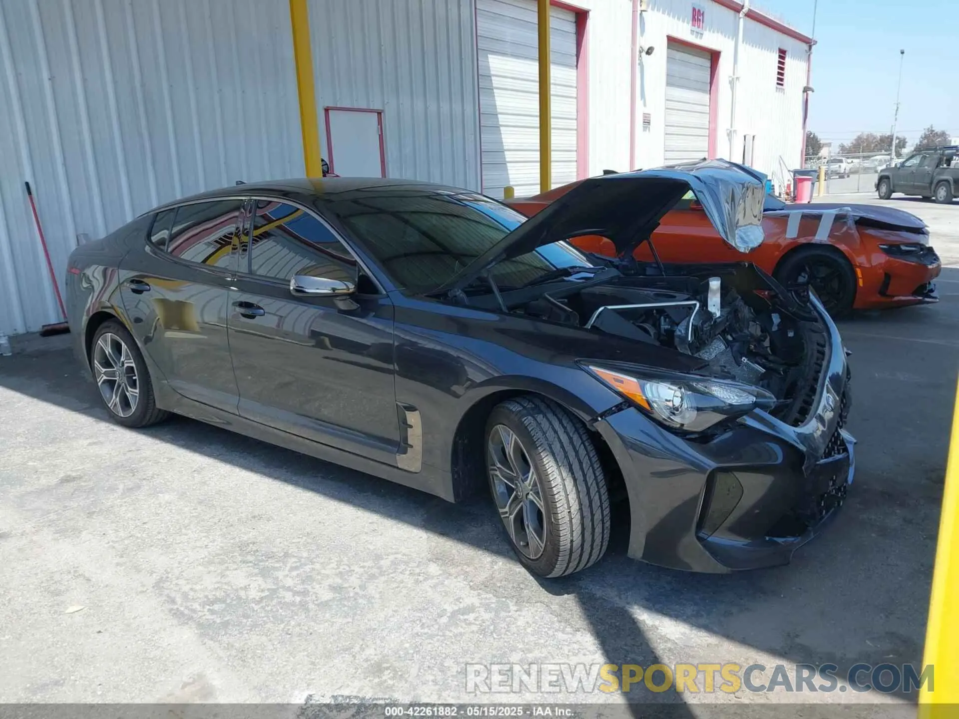 1 Photograph of a damaged car KNAE15LA8M6089725 KIA STINGER 2021