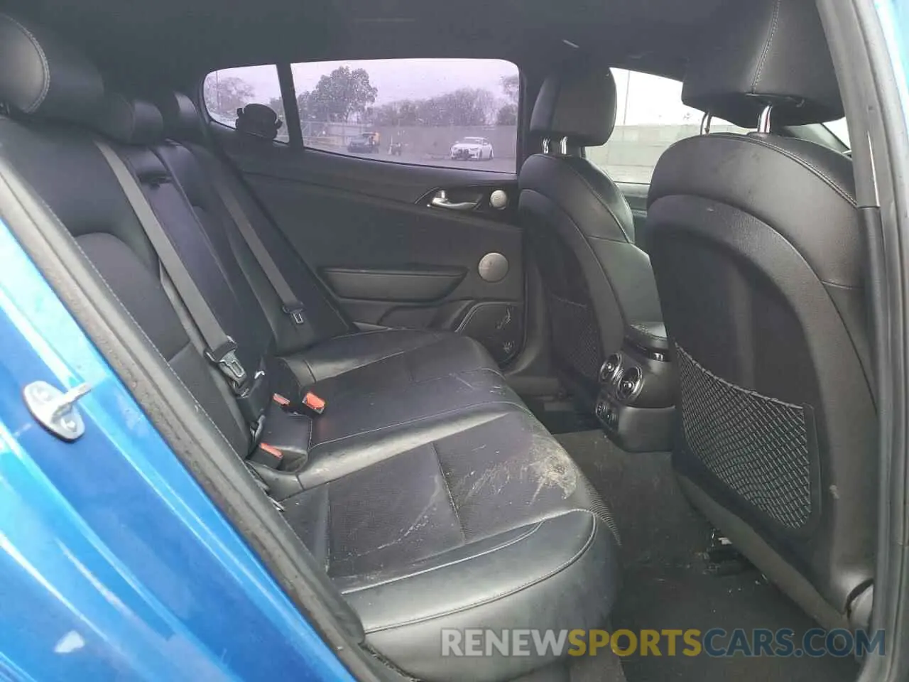 10 Photograph of a damaged car KNAE15LA8M6098246 KIA STINGER 2021