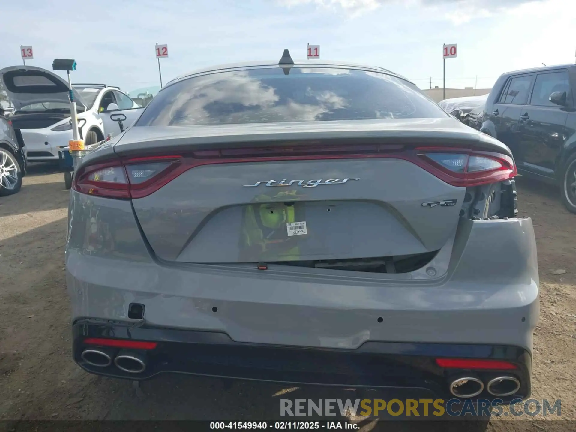 16 Photograph of a damaged car KNAE15LAXM6097213 KIA STINGER 2021