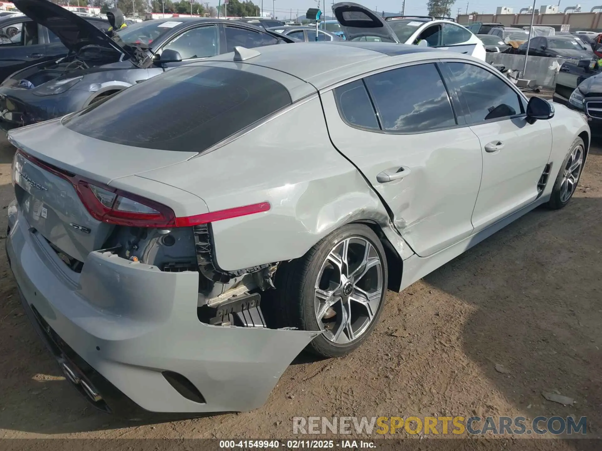 4 Photograph of a damaged car KNAE15LAXM6097213 KIA STINGER 2021