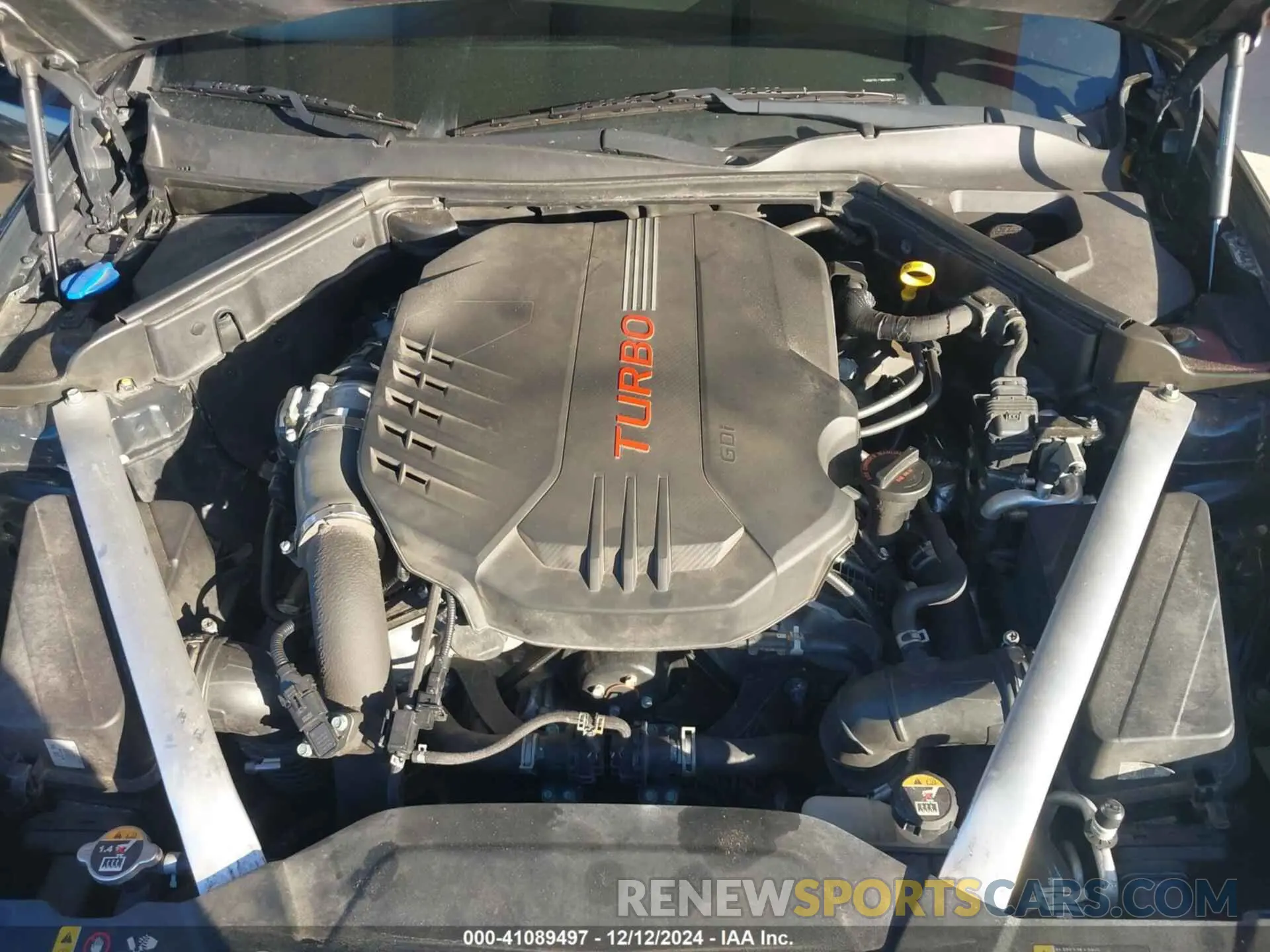 10 Photograph of a damaged car KNAE35LC3M6096075 KIA STINGER 2021