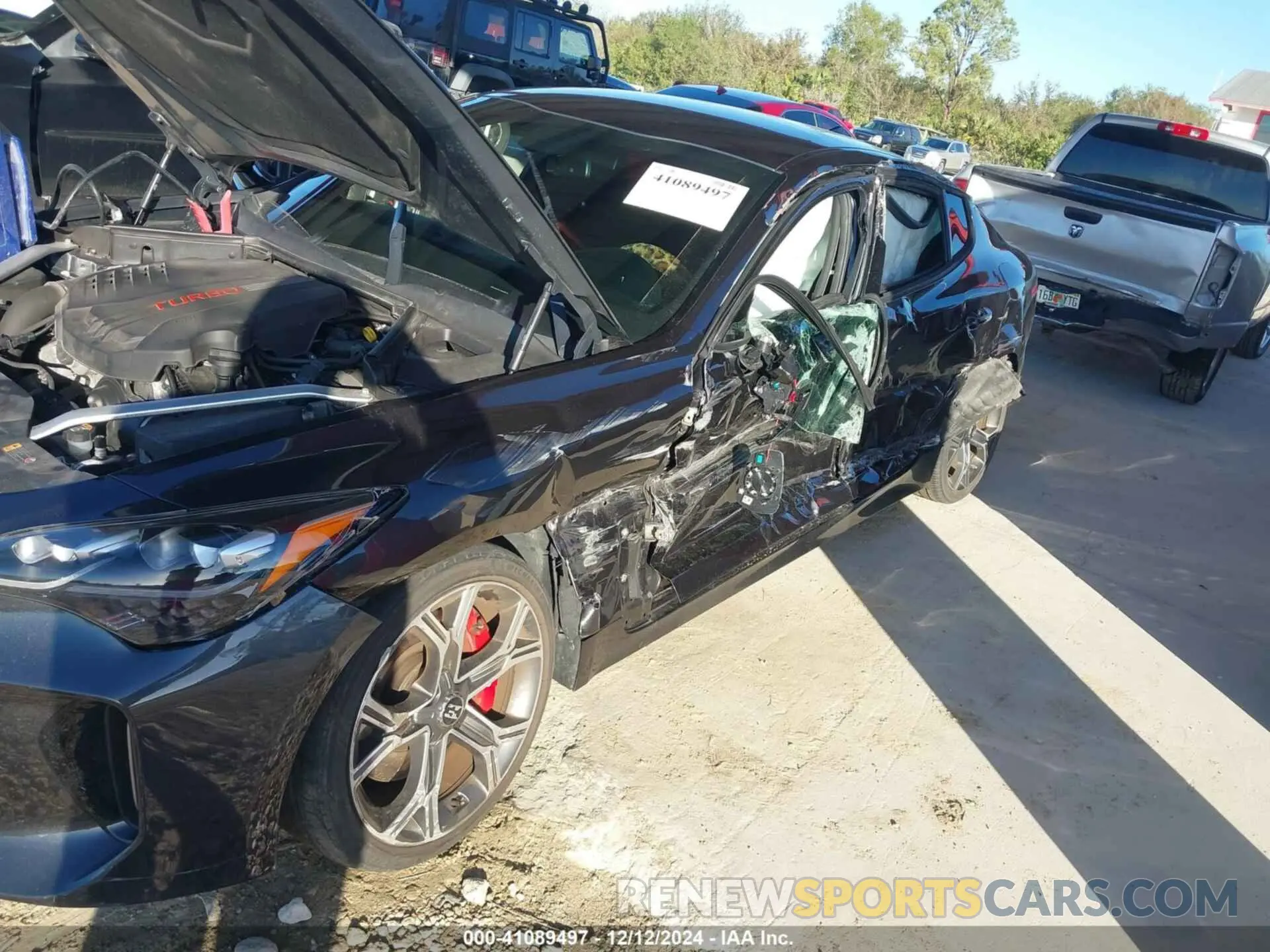 6 Photograph of a damaged car KNAE35LC3M6096075 KIA STINGER 2021