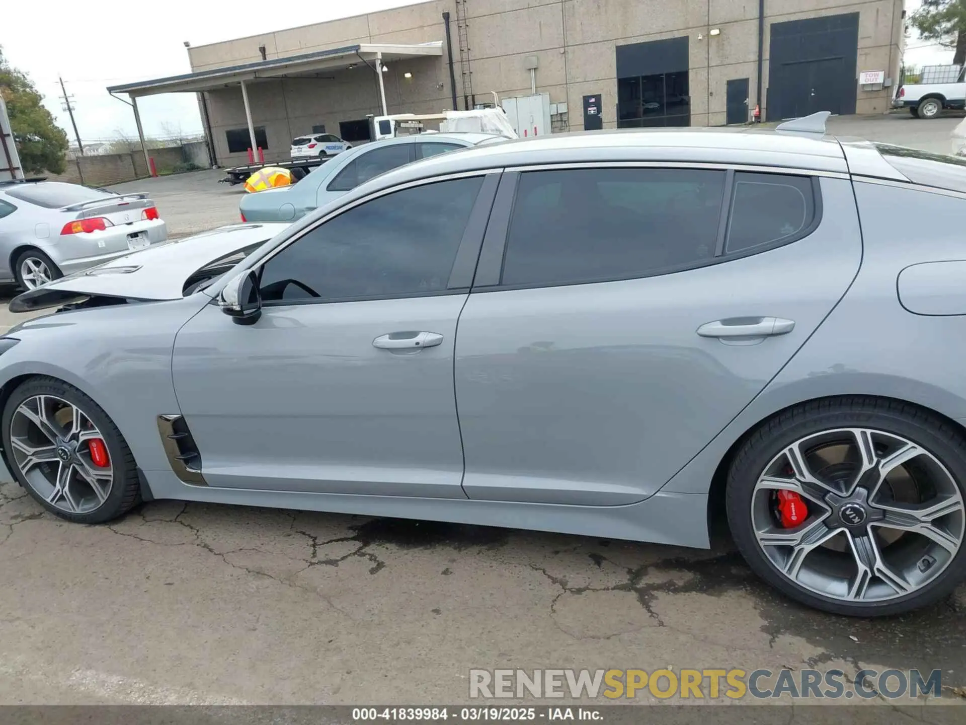 14 Photograph of a damaged car KNAE35LC6M6093087 KIA STINGER 2021