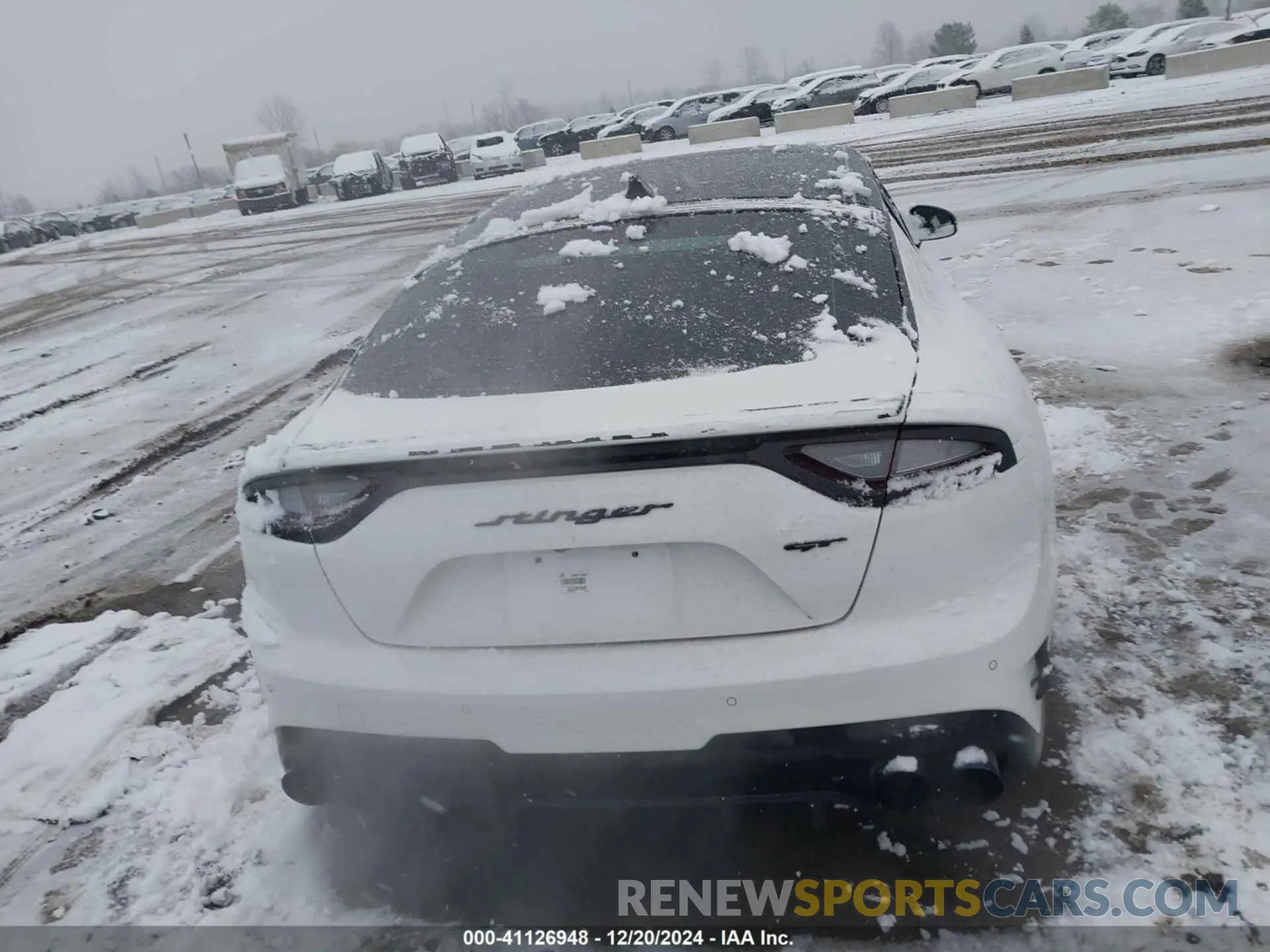 16 Photograph of a damaged car KNAE45LC7M6087733 KIA STINGER 2021