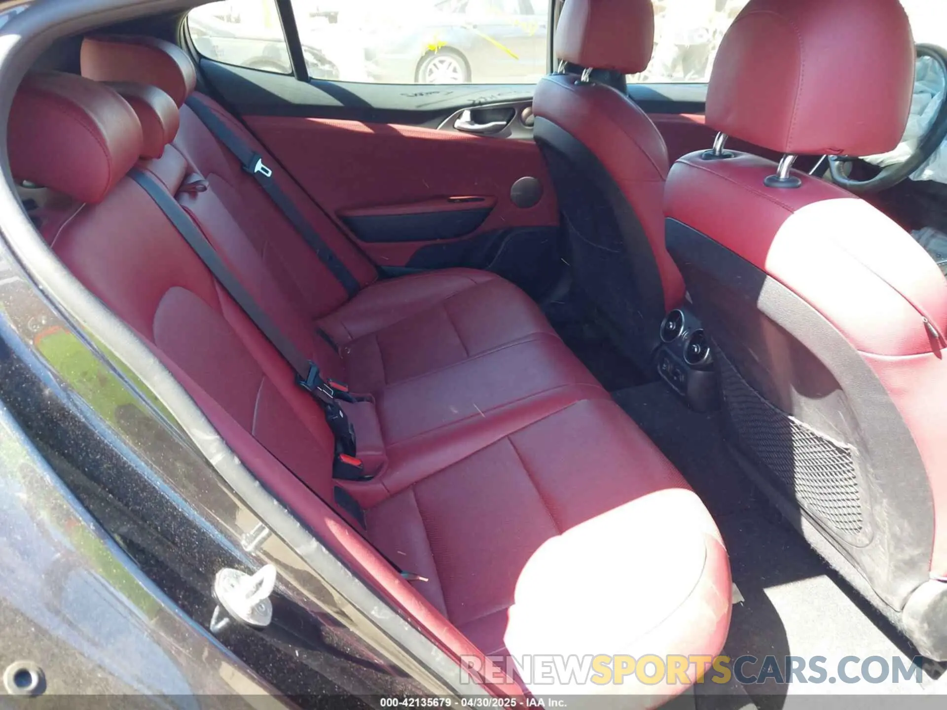 8 Photograph of a damaged car KNAE45LC8M6091760 KIA STINGER 2021