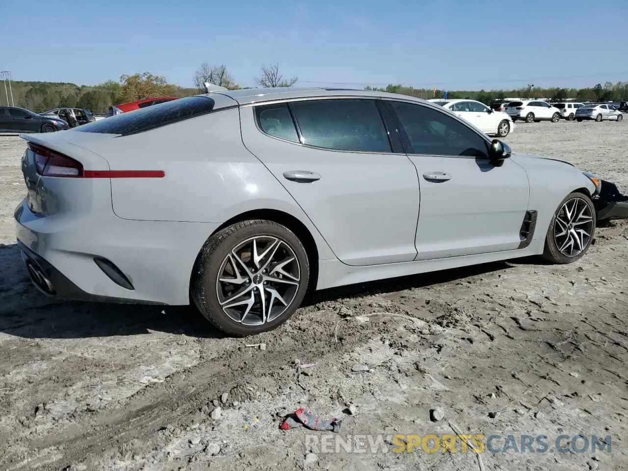 3 Photograph of a damaged car KNAE35LD0N6116390 KIA STINGER 2022