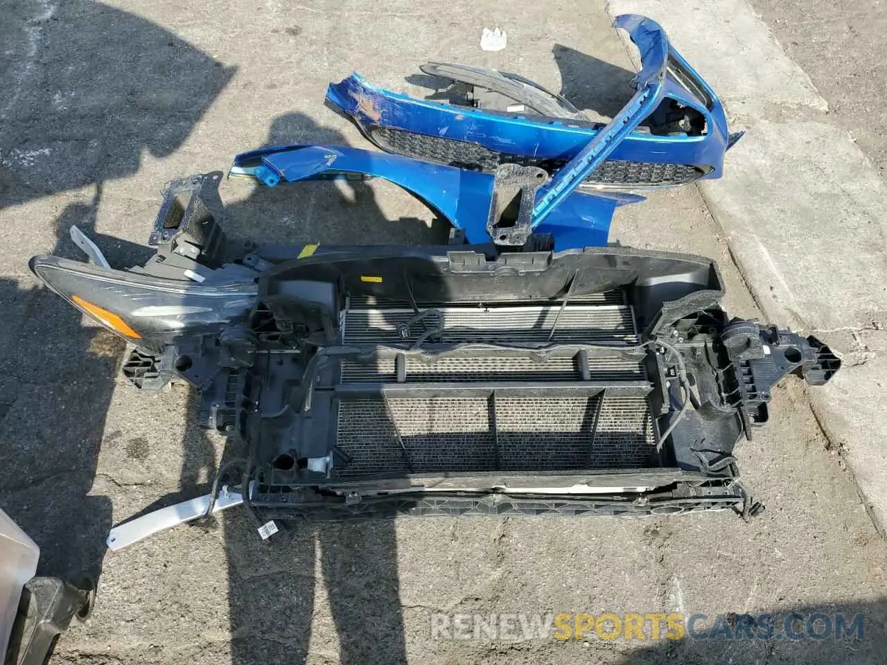 12 Photograph of a damaged car KNAE35LD2N6106184 KIA STINGER 2022