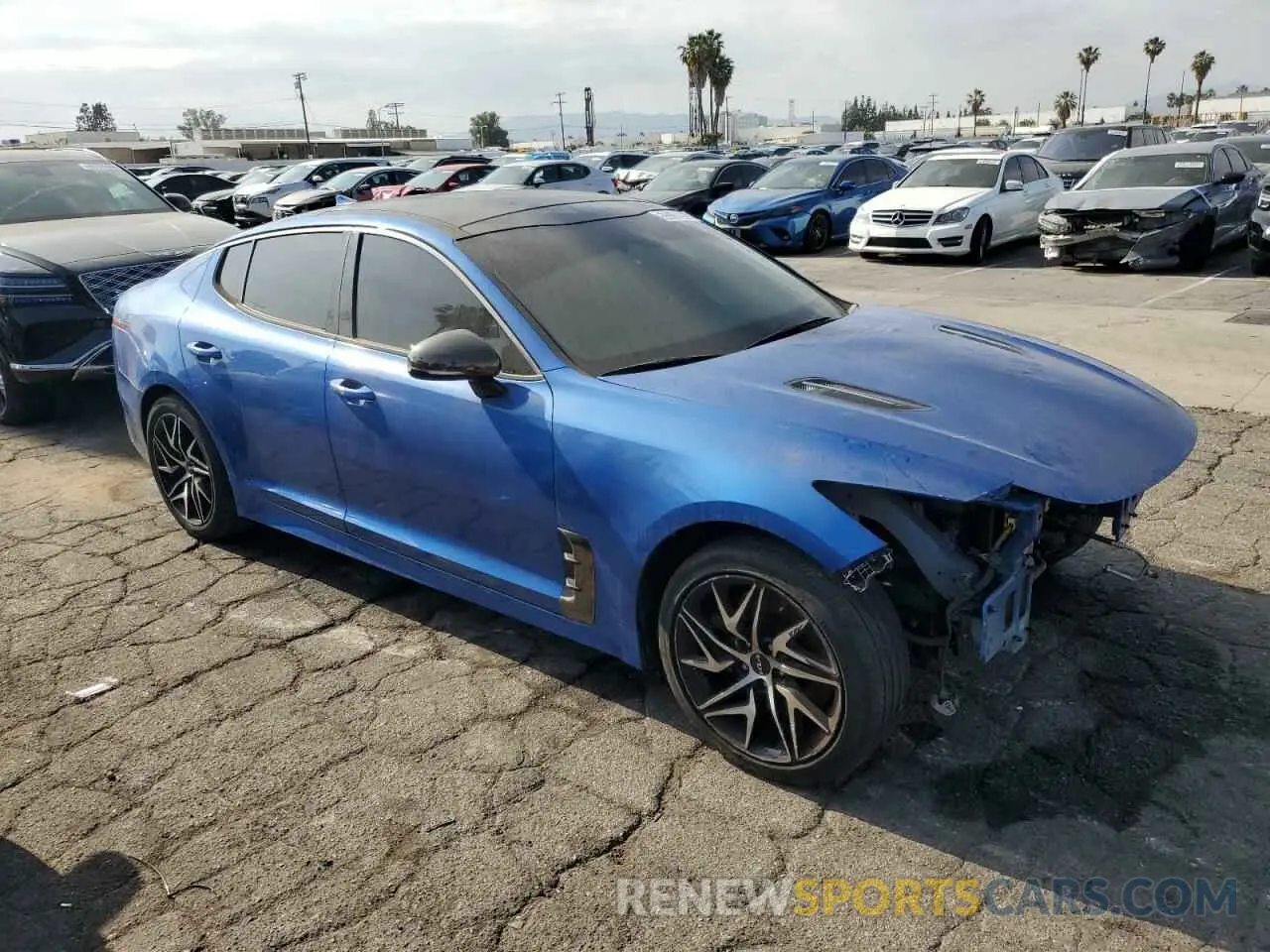 4 Photograph of a damaged car KNAE35LD2N6106184 KIA STINGER 2022