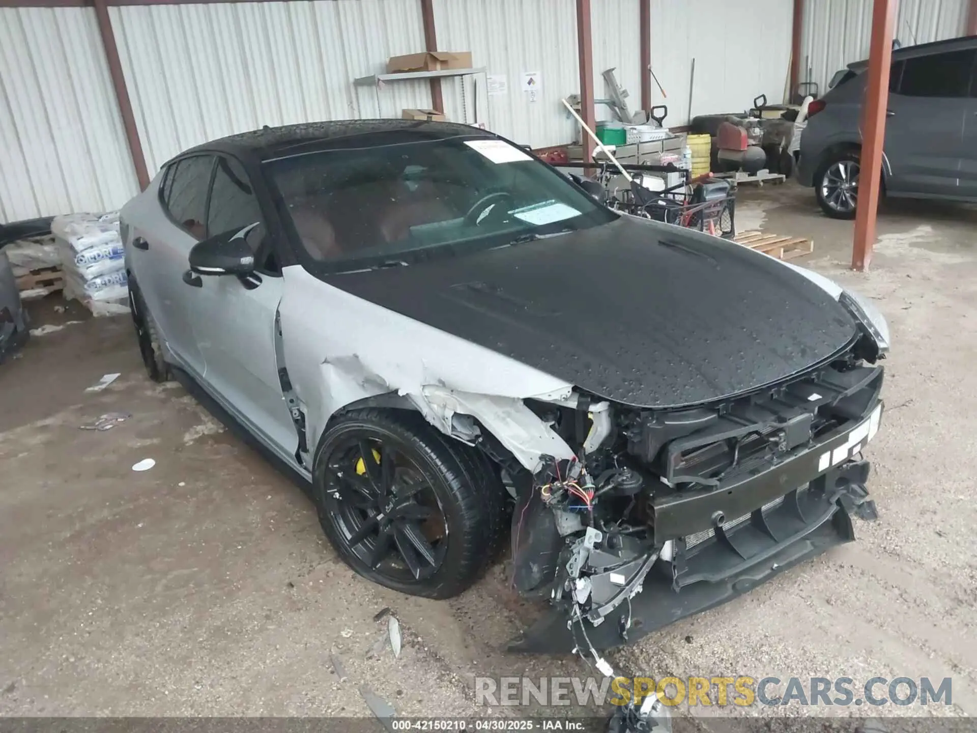 1 Photograph of a damaged car KNAE35LD2N6113930 KIA STINGER 2022