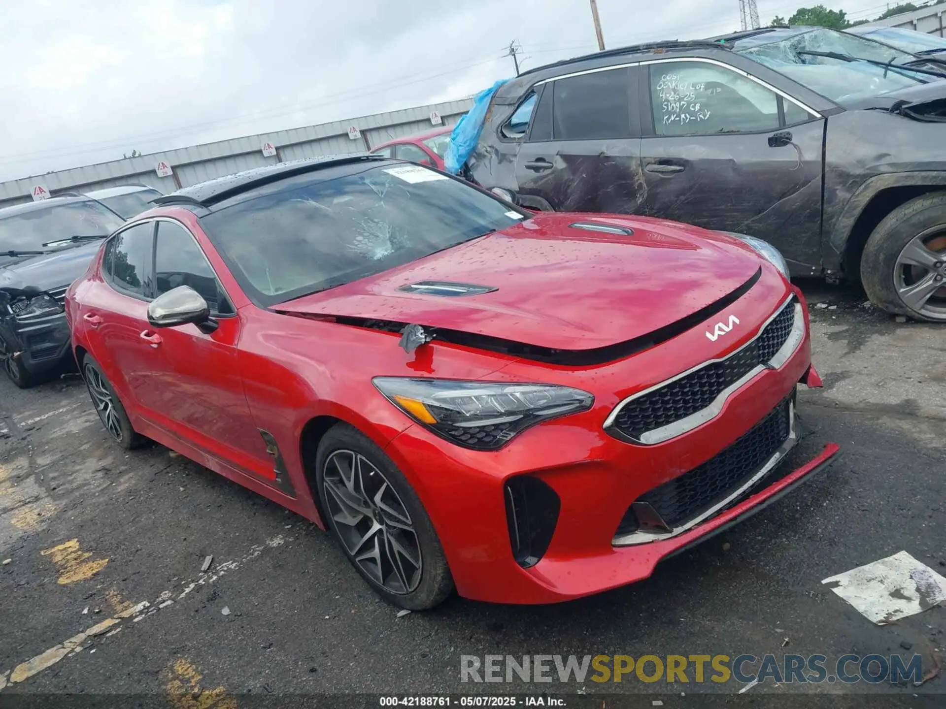 1 Photograph of a damaged car KNAE35LD3N6110664 KIA STINGER 2022