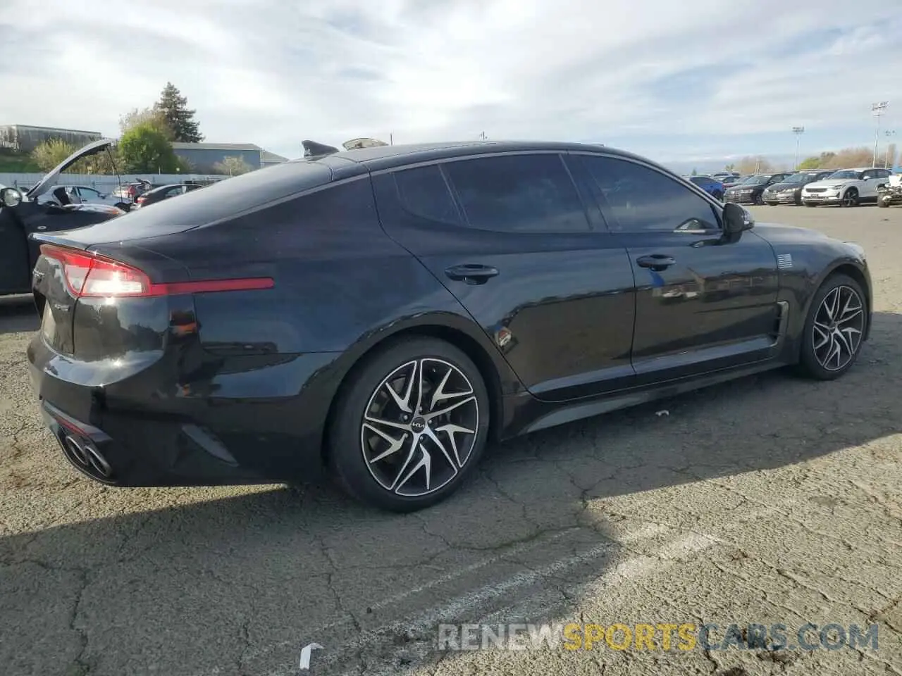 3 Photograph of a damaged car KNAE35LD4N6113511 KIA STINGER 2022