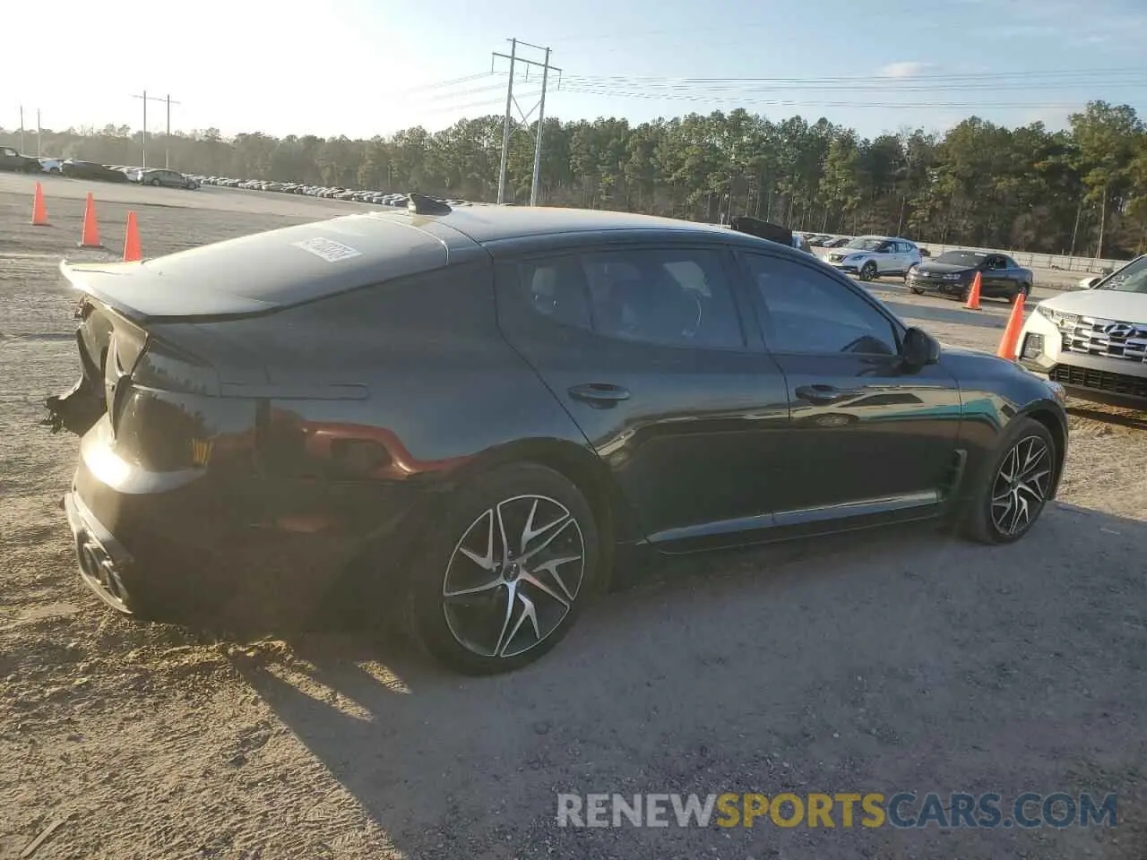 3 Photograph of a damaged car KNAE35LD4N6113864 KIA STINGER 2022