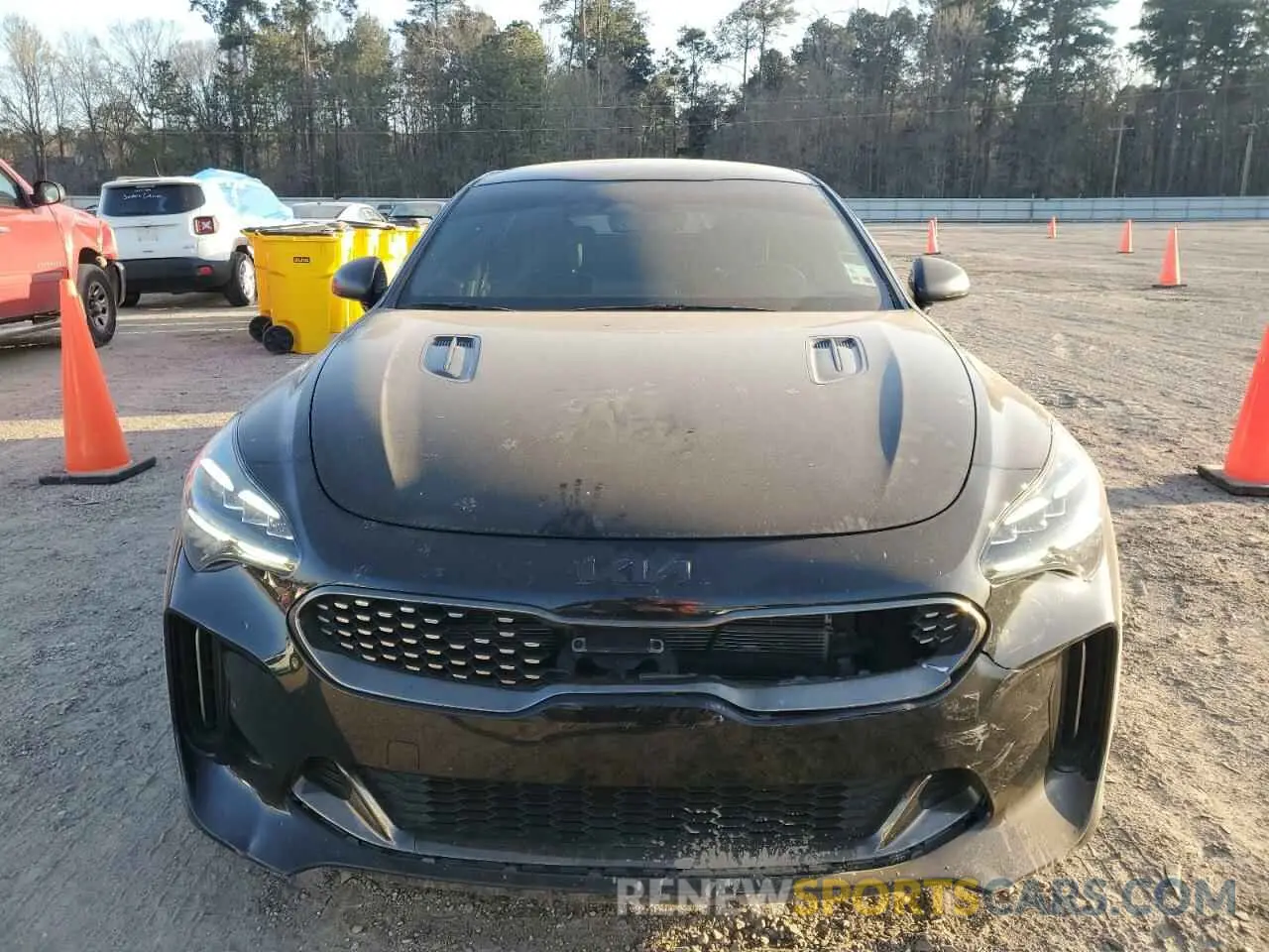5 Photograph of a damaged car KNAE35LD4N6113864 KIA STINGER 2022