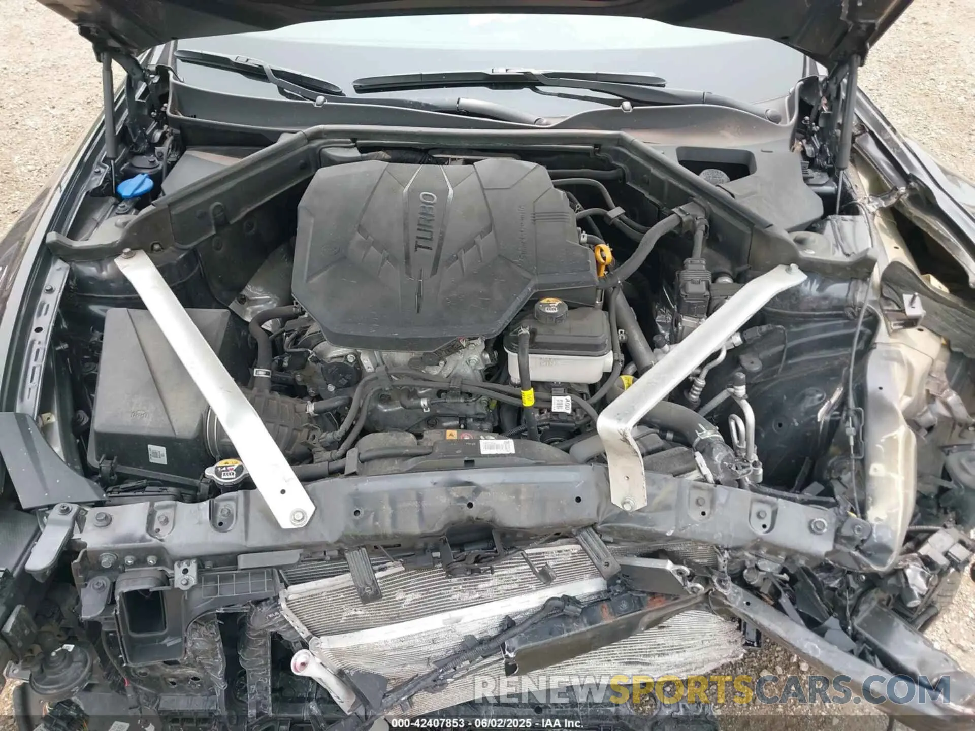 10 Photograph of a damaged car KNAE35LD5N6110326 KIA STINGER 2022
