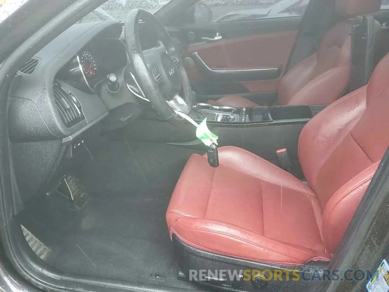 7 Photograph of a damaged car KNAE35LD6N6110223 KIA STINGER 2022