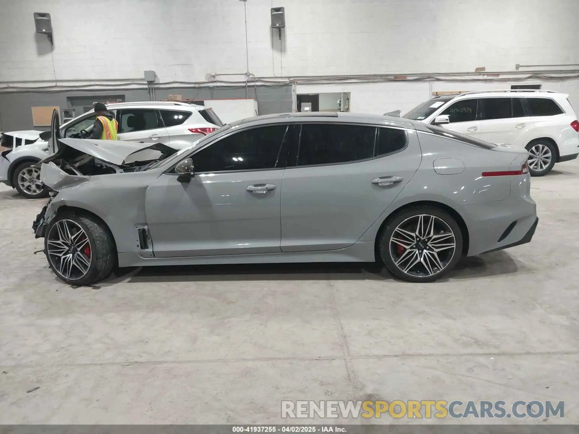 15 Photograph of a damaged car KNAE45LC9N6106302 KIA STINGER 2022