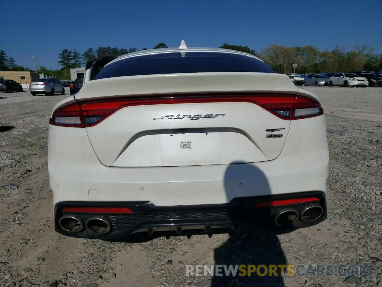 6 Photograph of a damaged car KNAE55LC3N6101660 KIA STINGER 2022