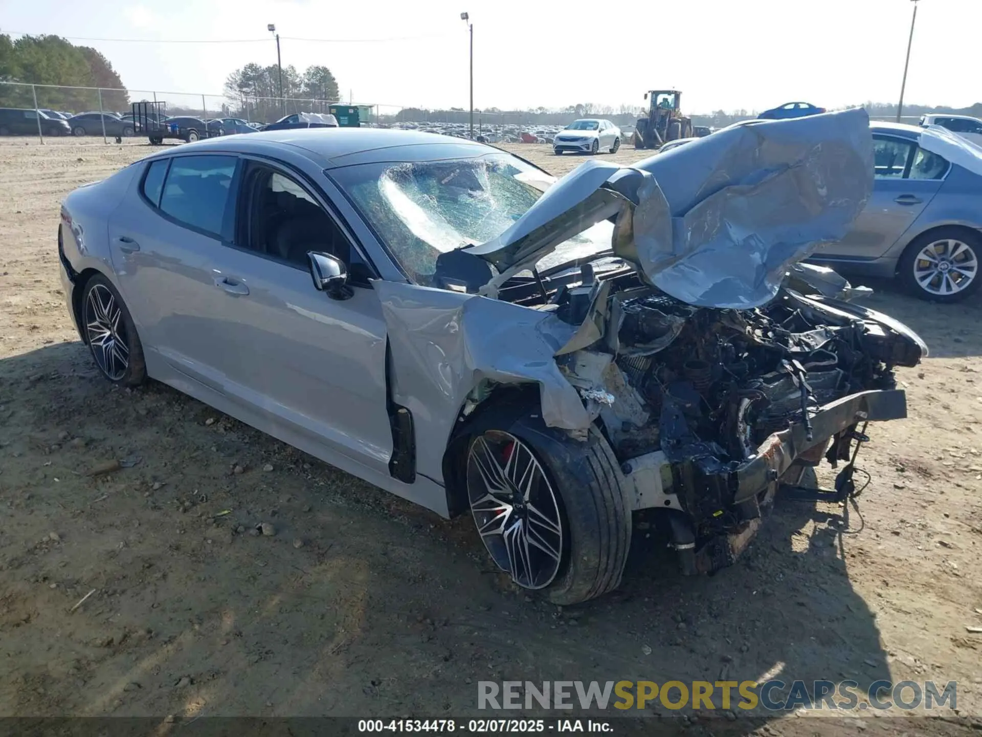 1 Photograph of a damaged car KNAE55LC8N6110483 KIA STINGER 2022