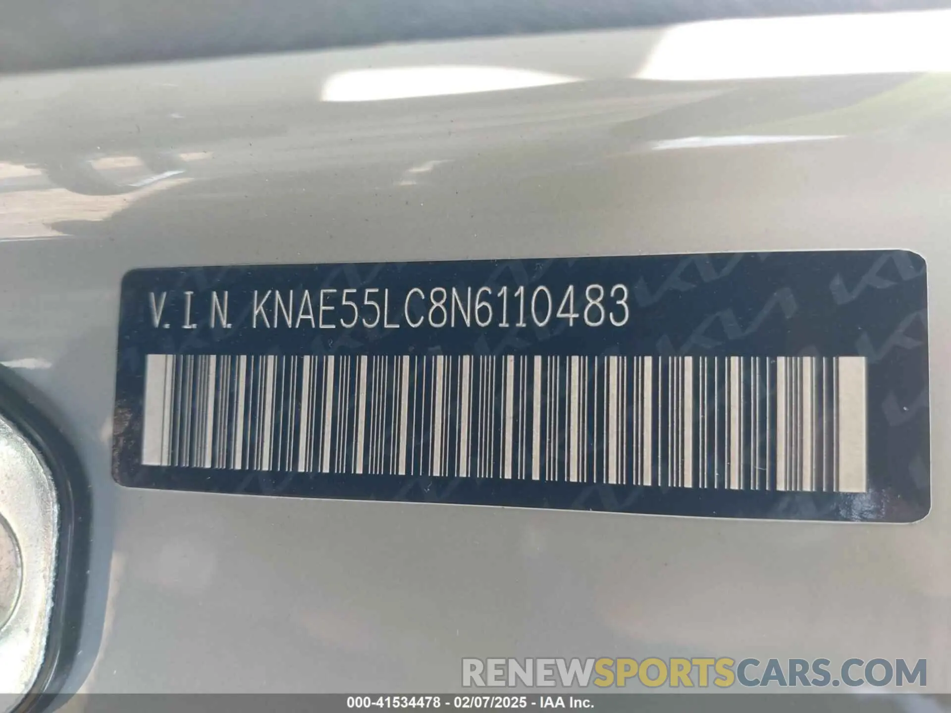 9 Photograph of a damaged car KNAE55LC8N6110483 KIA STINGER 2022