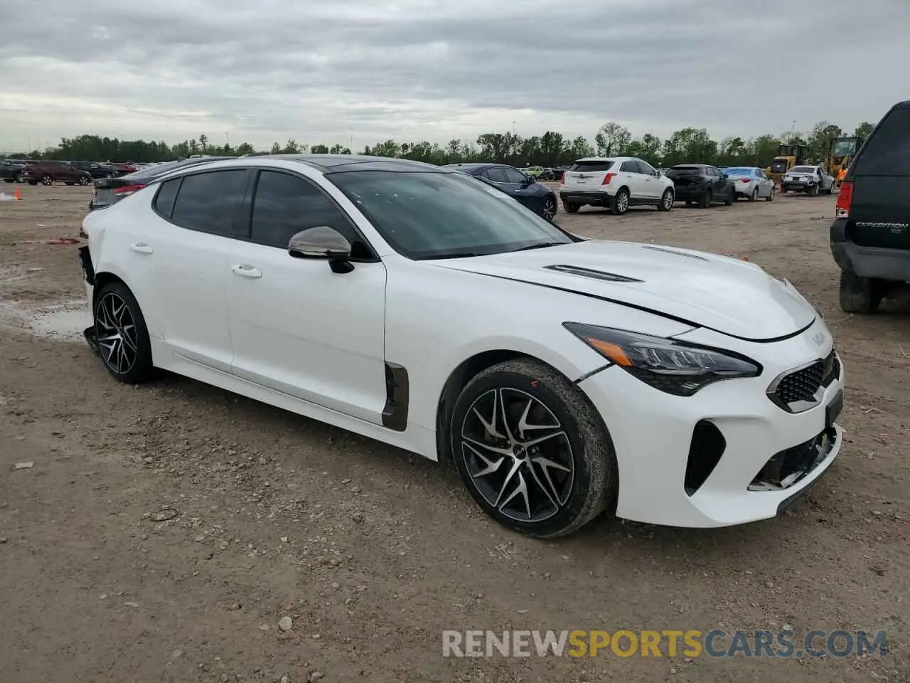 4 Photograph of a damaged car KNAE35LD3P6135616 KIA STINGER 2023