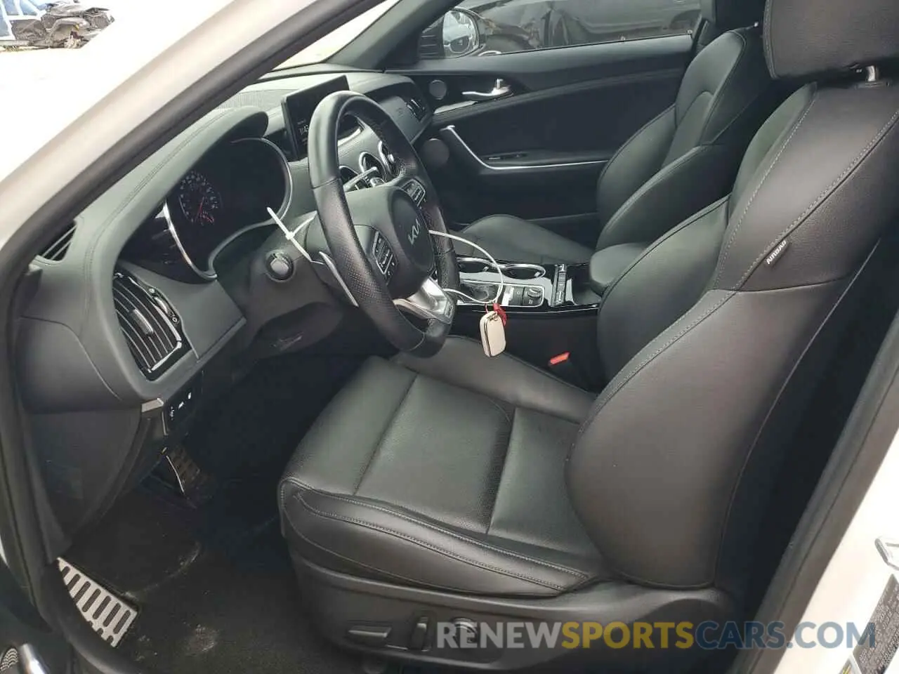 7 Photograph of a damaged car KNAE35LD3P6135616 KIA STINGER 2023