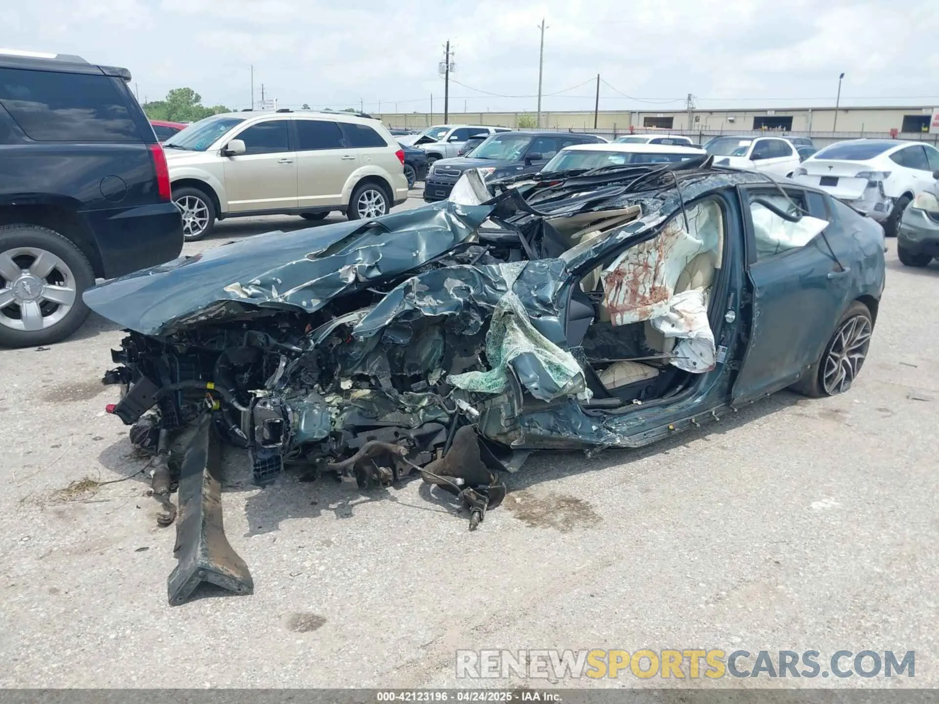 6 Photograph of a damaged car KNAE35LD7P6134887 KIA STINGER 2023
