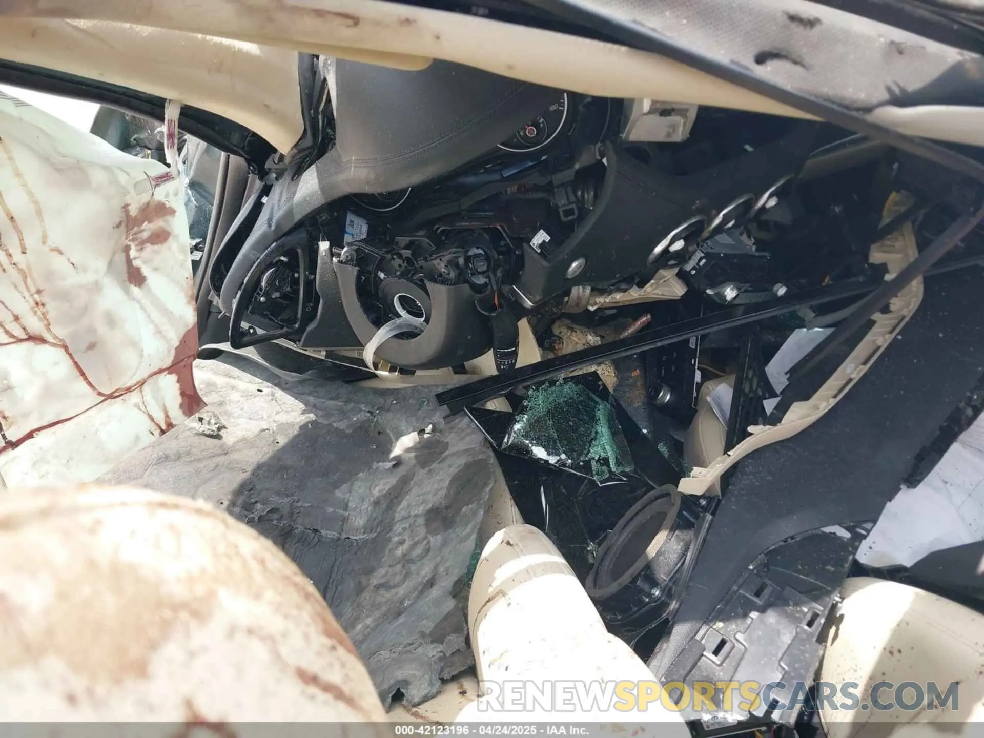 7 Photograph of a damaged car KNAE35LD7P6134887 KIA STINGER 2023