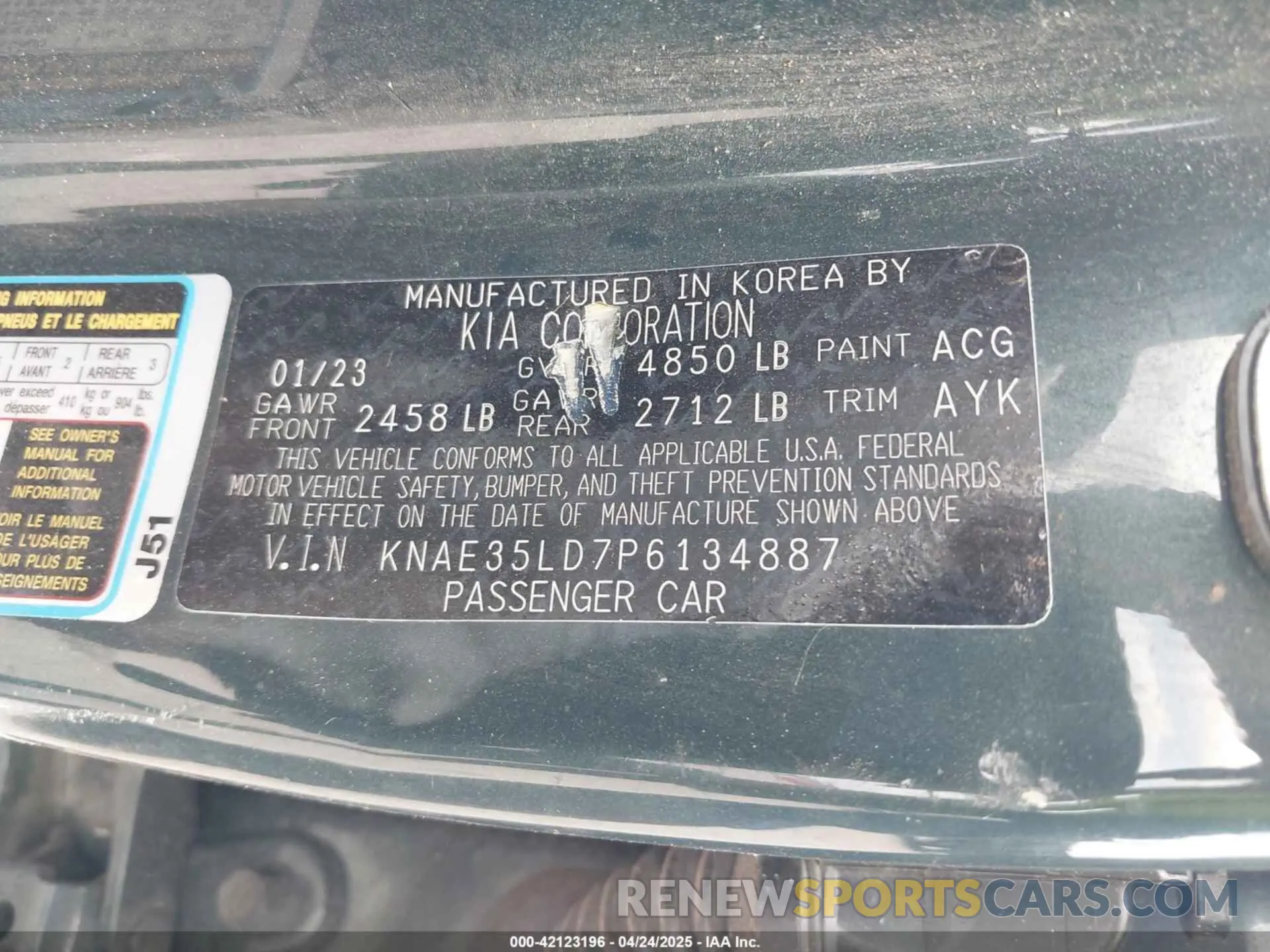 9 Photograph of a damaged car KNAE35LD7P6134887 KIA STINGER 2023