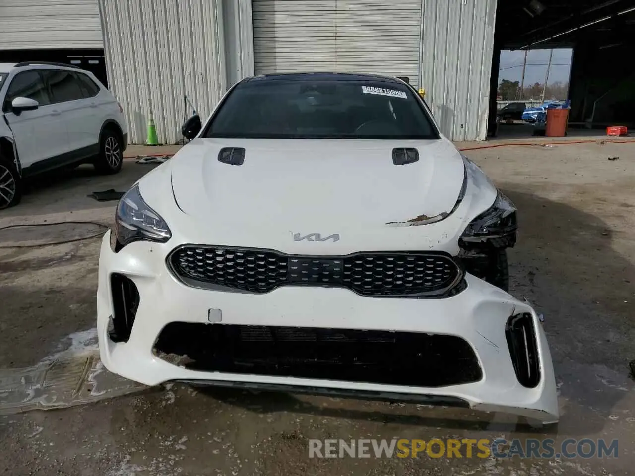 5 Photograph of a damaged car KNAE35LDXP6131353 KIA STINGER 2023