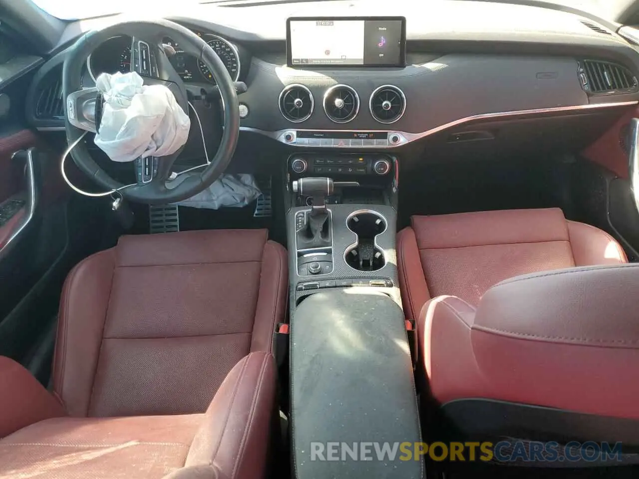 8 Photograph of a damaged car KNAE35LDXP6131353 KIA STINGER 2023