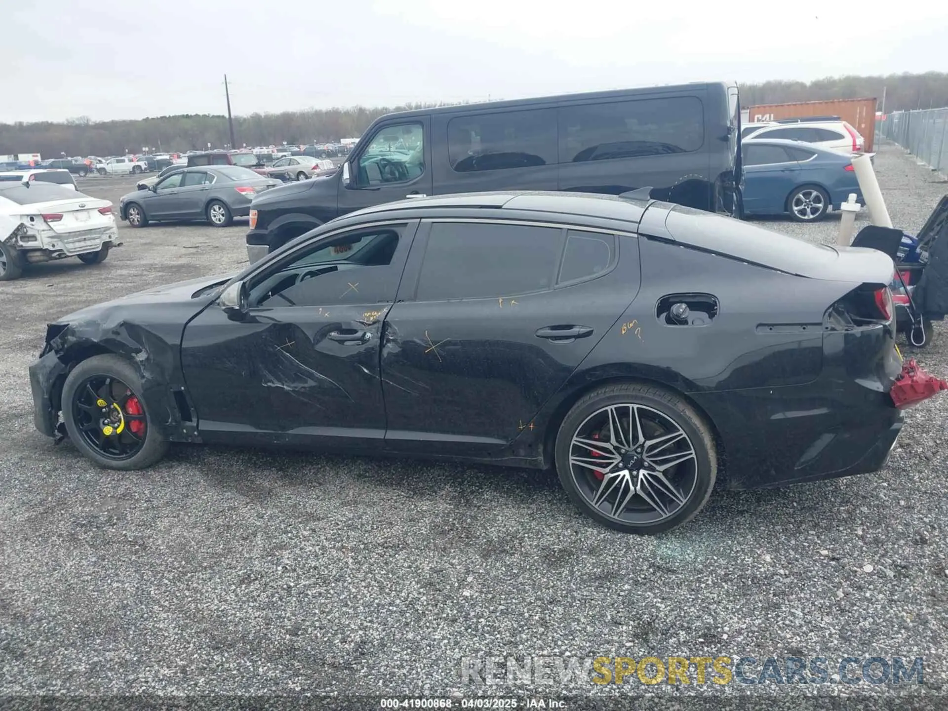 15 Photograph of a damaged car KNAE55LC2P6135737 KIA STINGER 2023