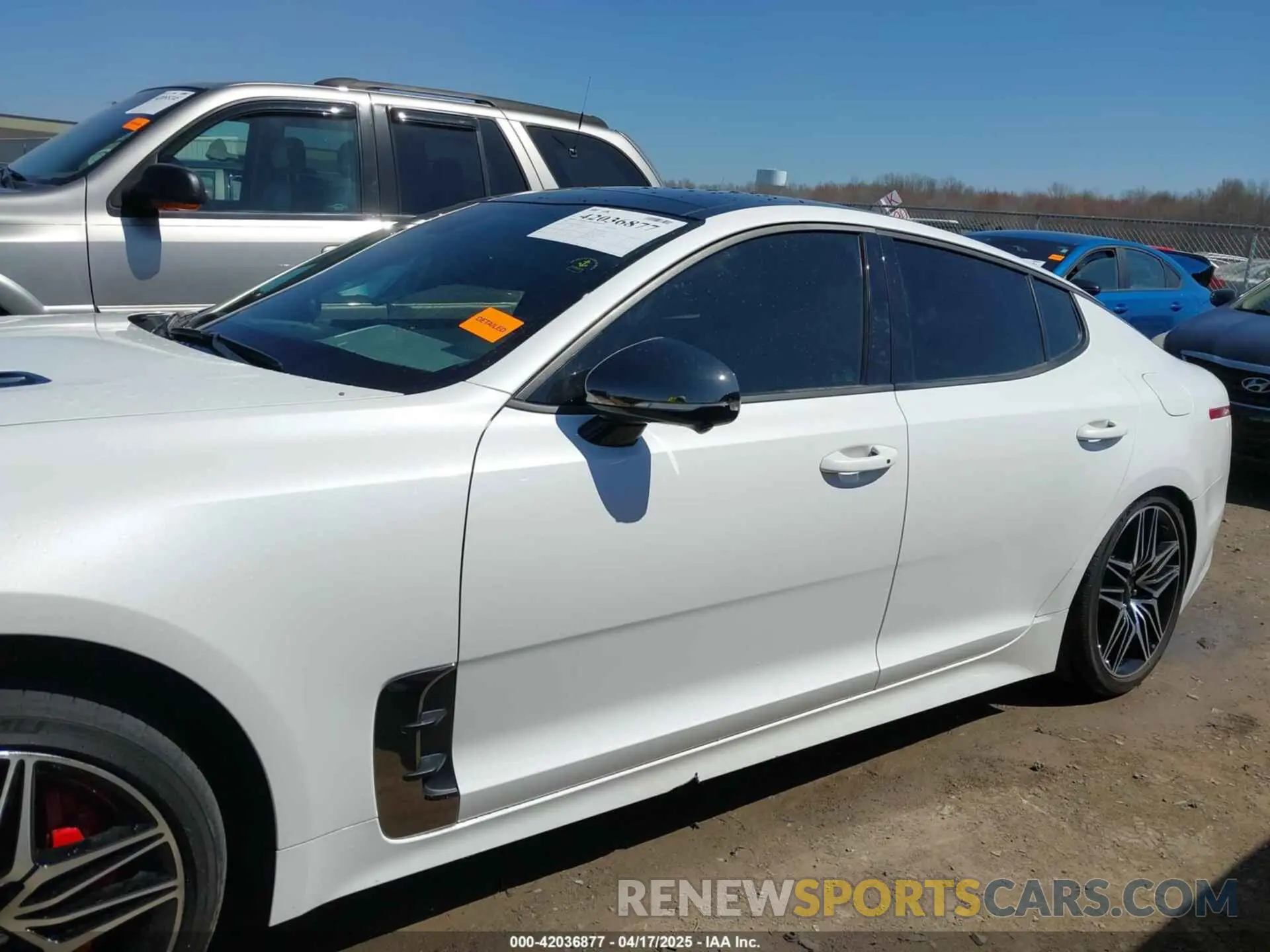 14 Photograph of a damaged car KNAE55LC6P6131643 KIA STINGER 2023